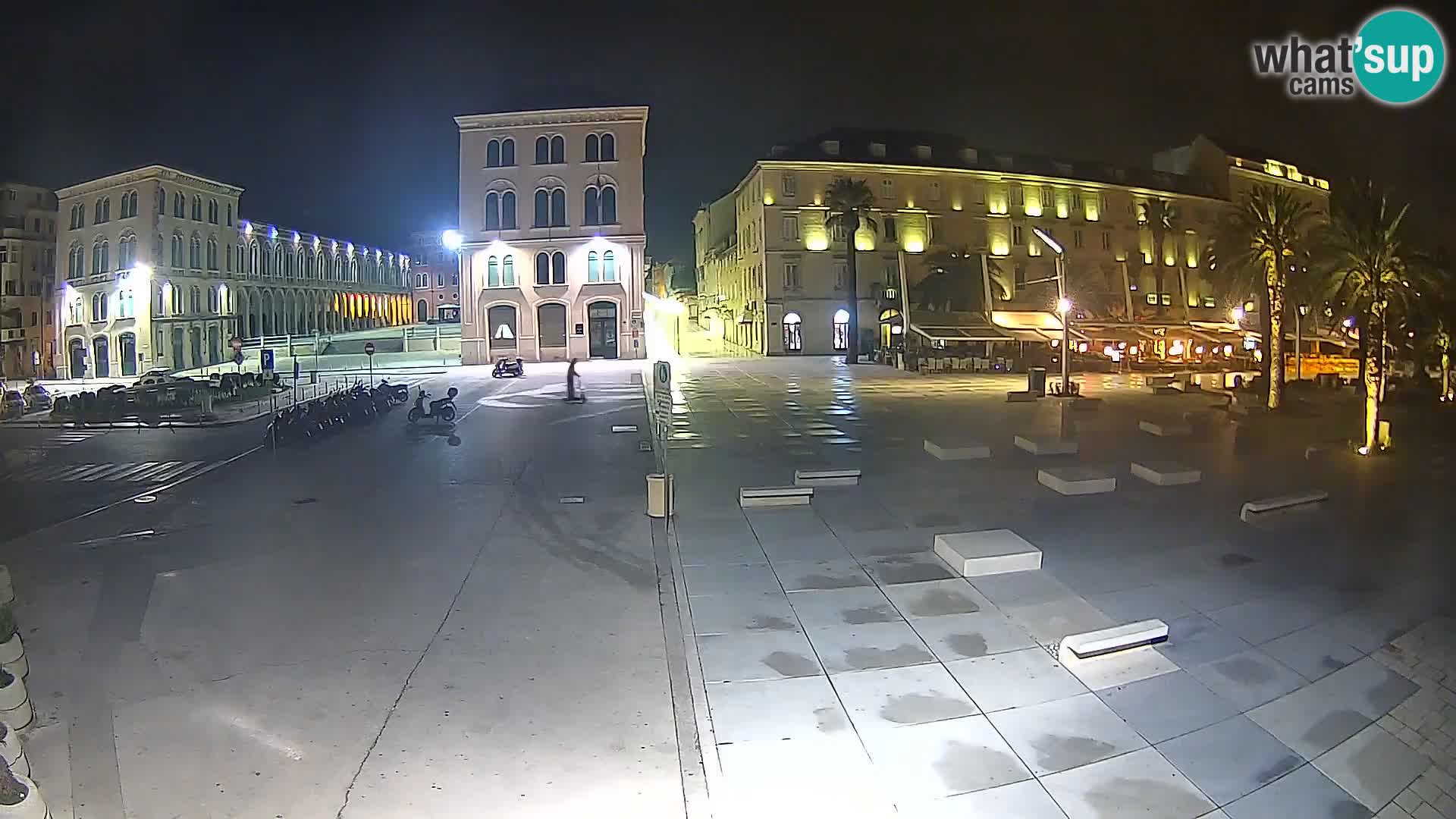 Webcam Split Riva – Prokurative | Trg Republike