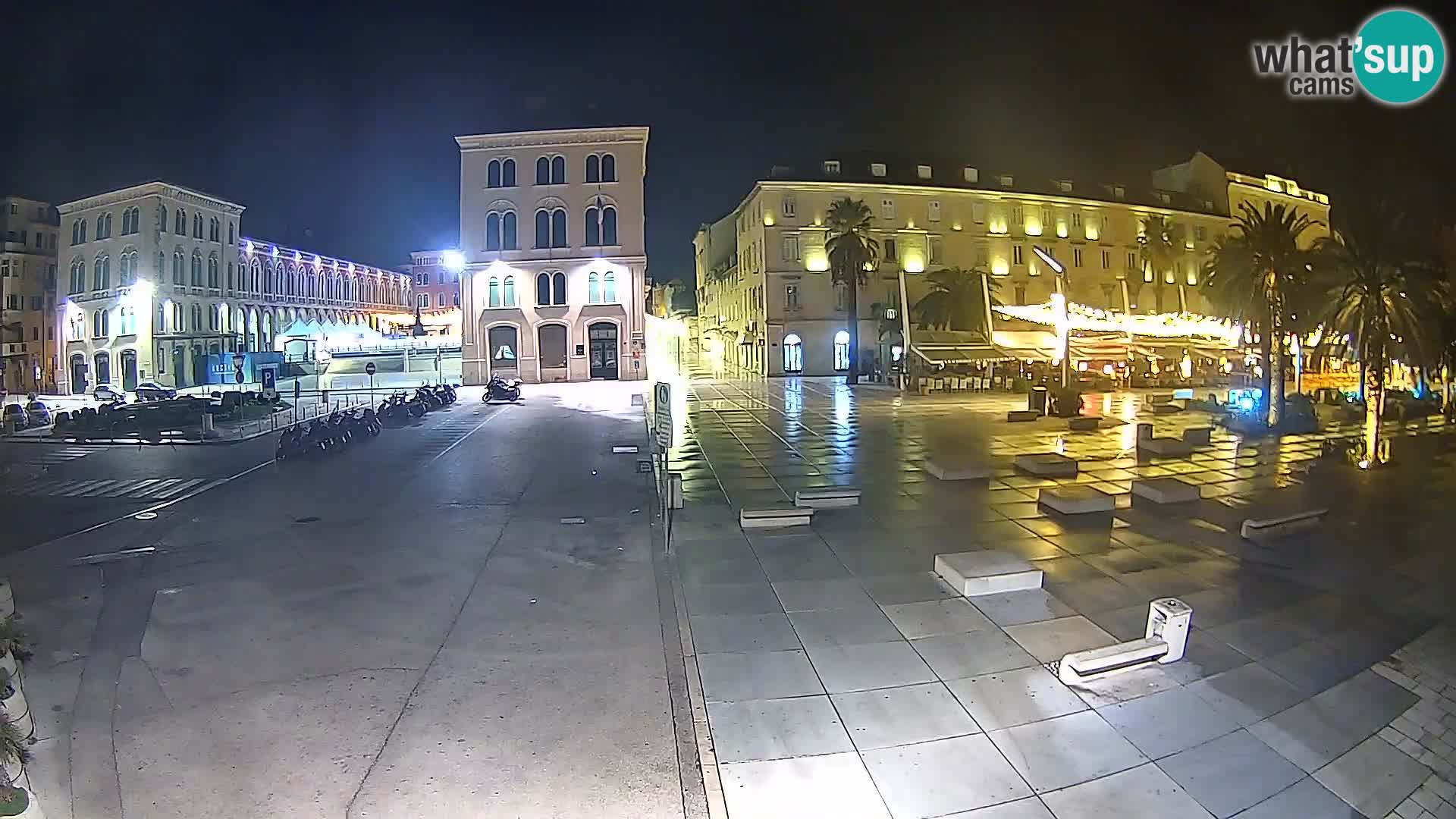 Webcam Split Riva – Prokurative | Trg Republike