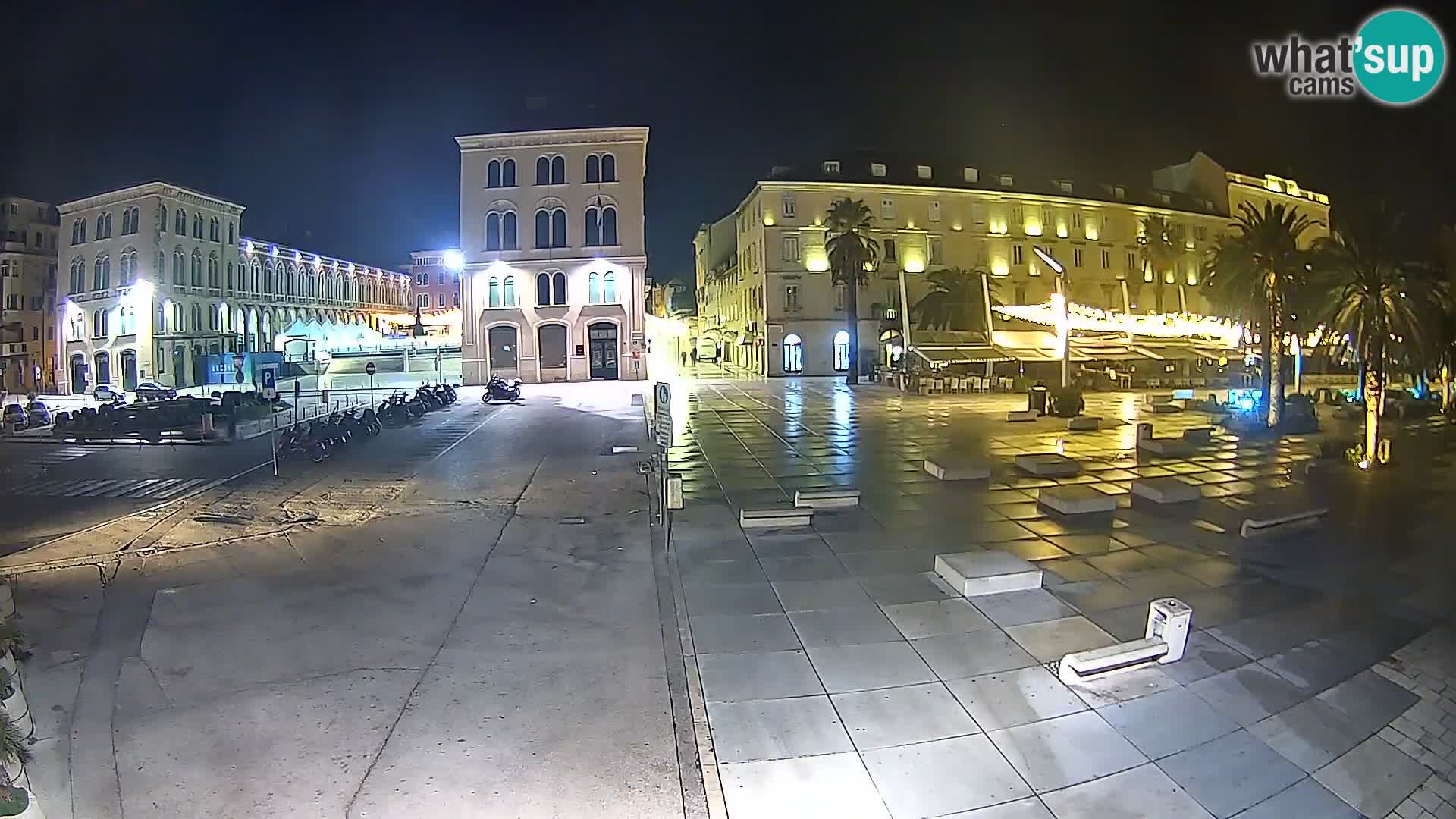 Webcam Split Riva – Prokurative | Trg Republike
