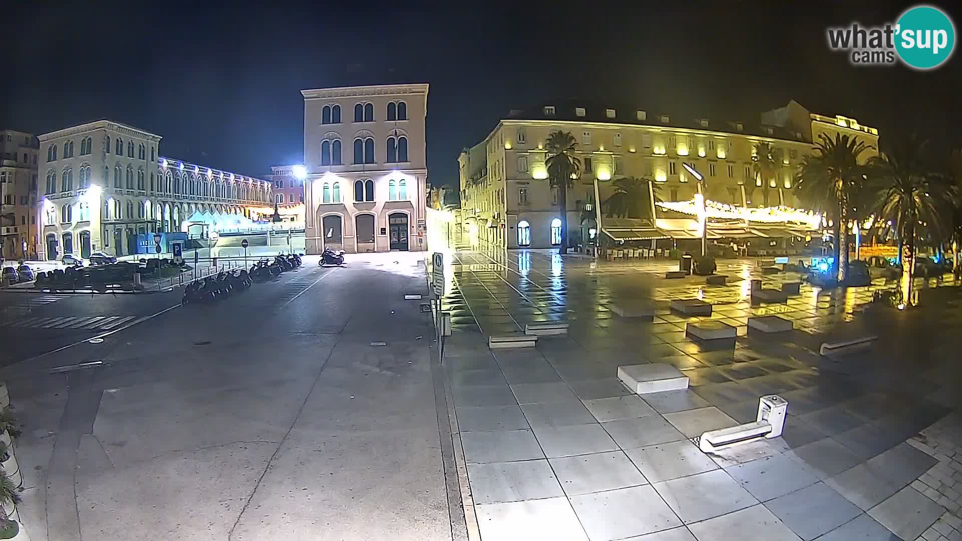 Webcam Split Riva – Prokurative | Trg Republike
