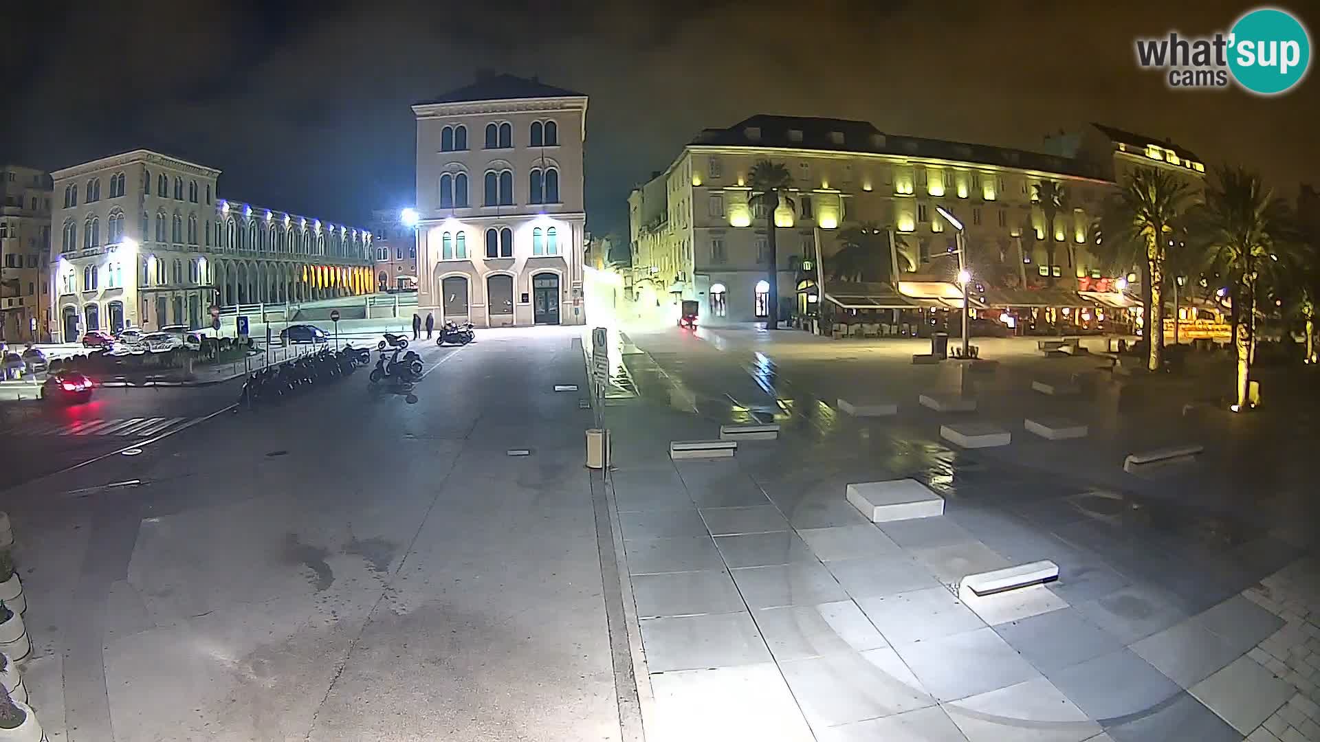 Webcam Split Riva – Prokurative | Trg Republike