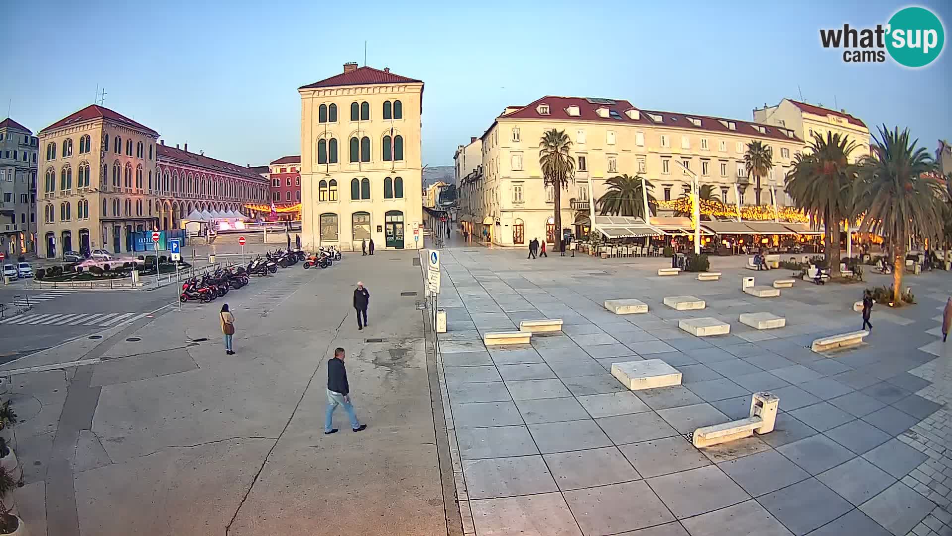 Webcam Split Riva – Prokurative | Trg Republike