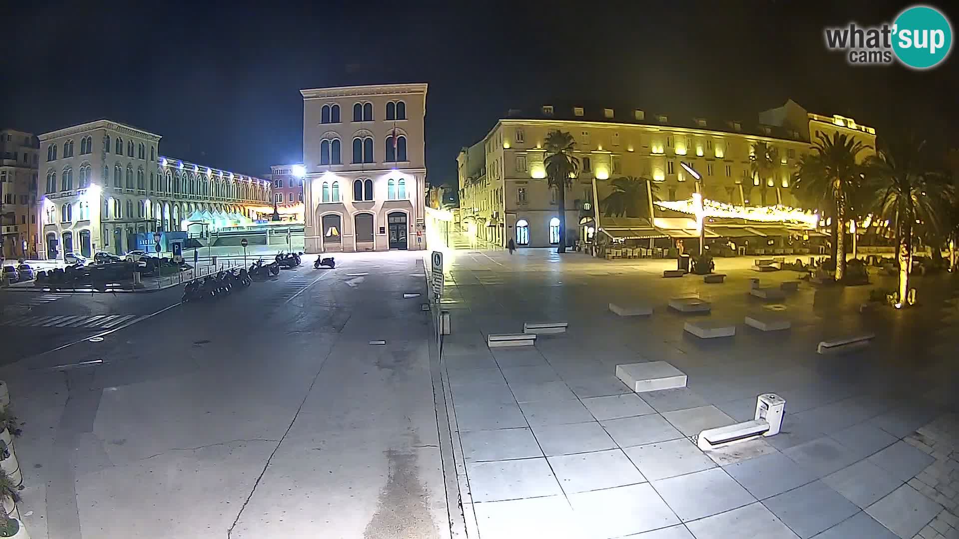 Webcam Split Riva – Prokurative | Trg Republike