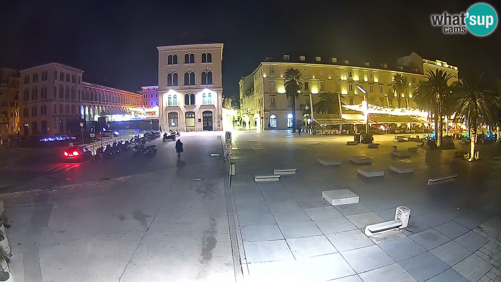 Webcam Split Riva – Prokurative | Trg Republike