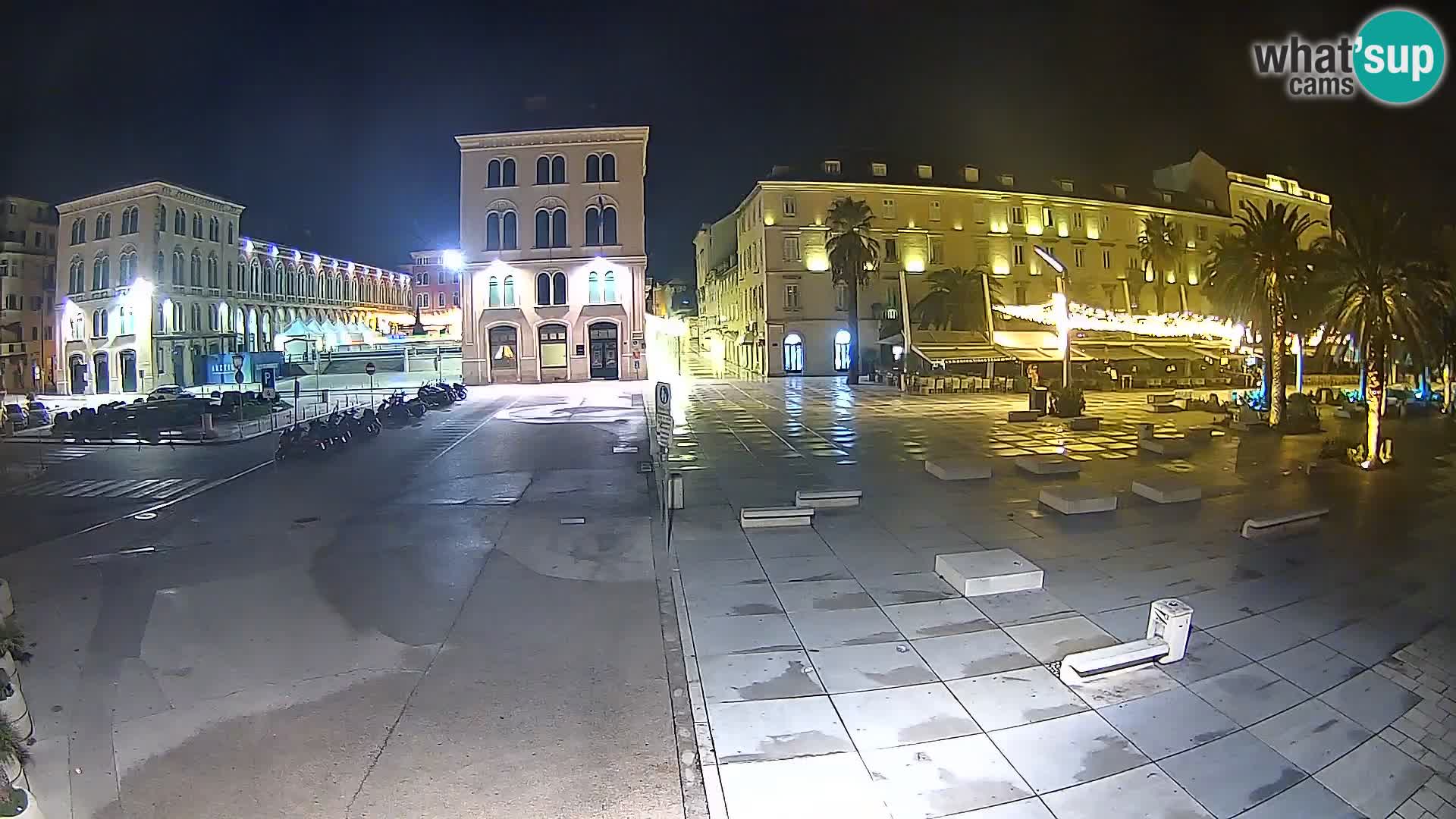 Webcam Split Riva – Prokurative | Trg Republike