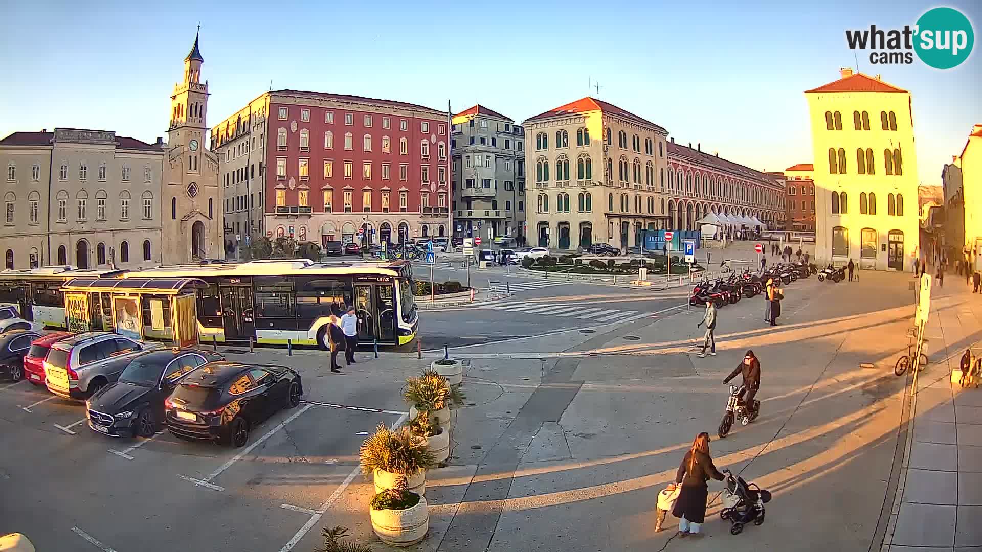 Webcam Split Riva – Prokurative | Trg Republike