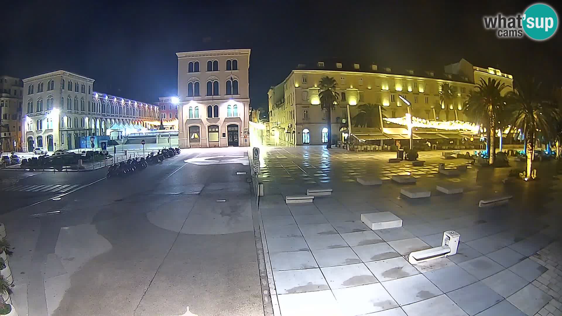 Webcam Split Riva – Prokurative | Trg Republike