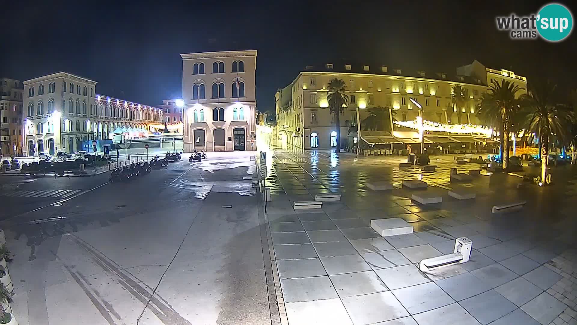 Webcam Split Riva – Prokurative | Trg Republike