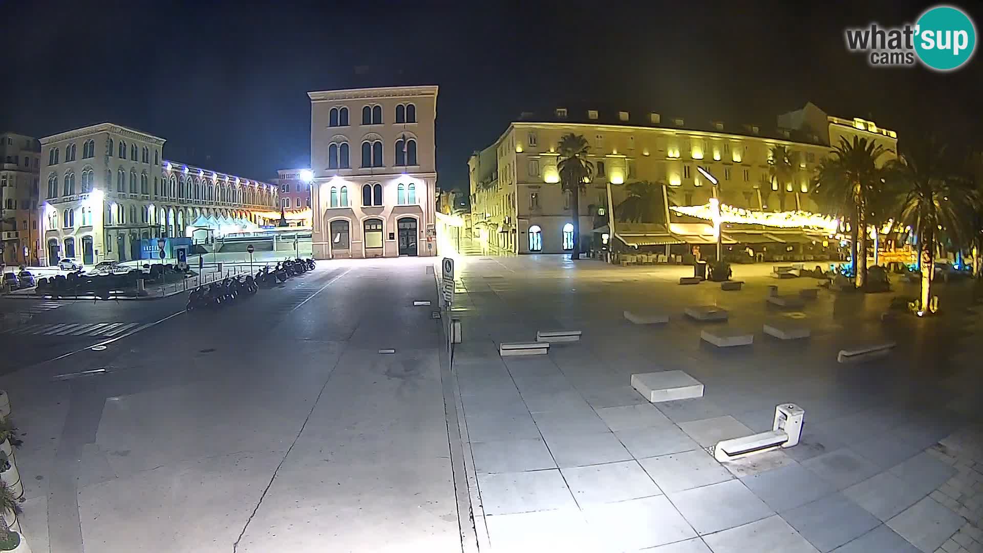 Webcam Split Riva – Prokurative | Trg Republike