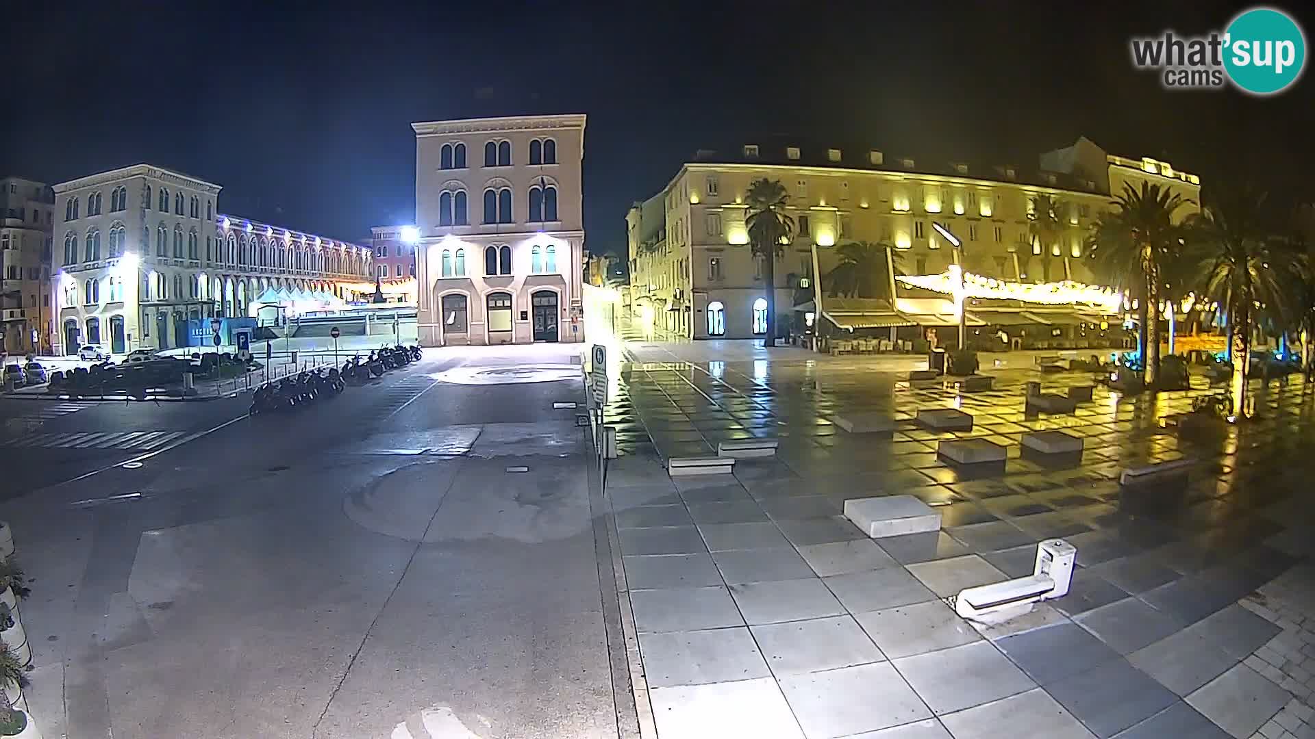 Webcam Split Riva – Prokurative | Trg Republike