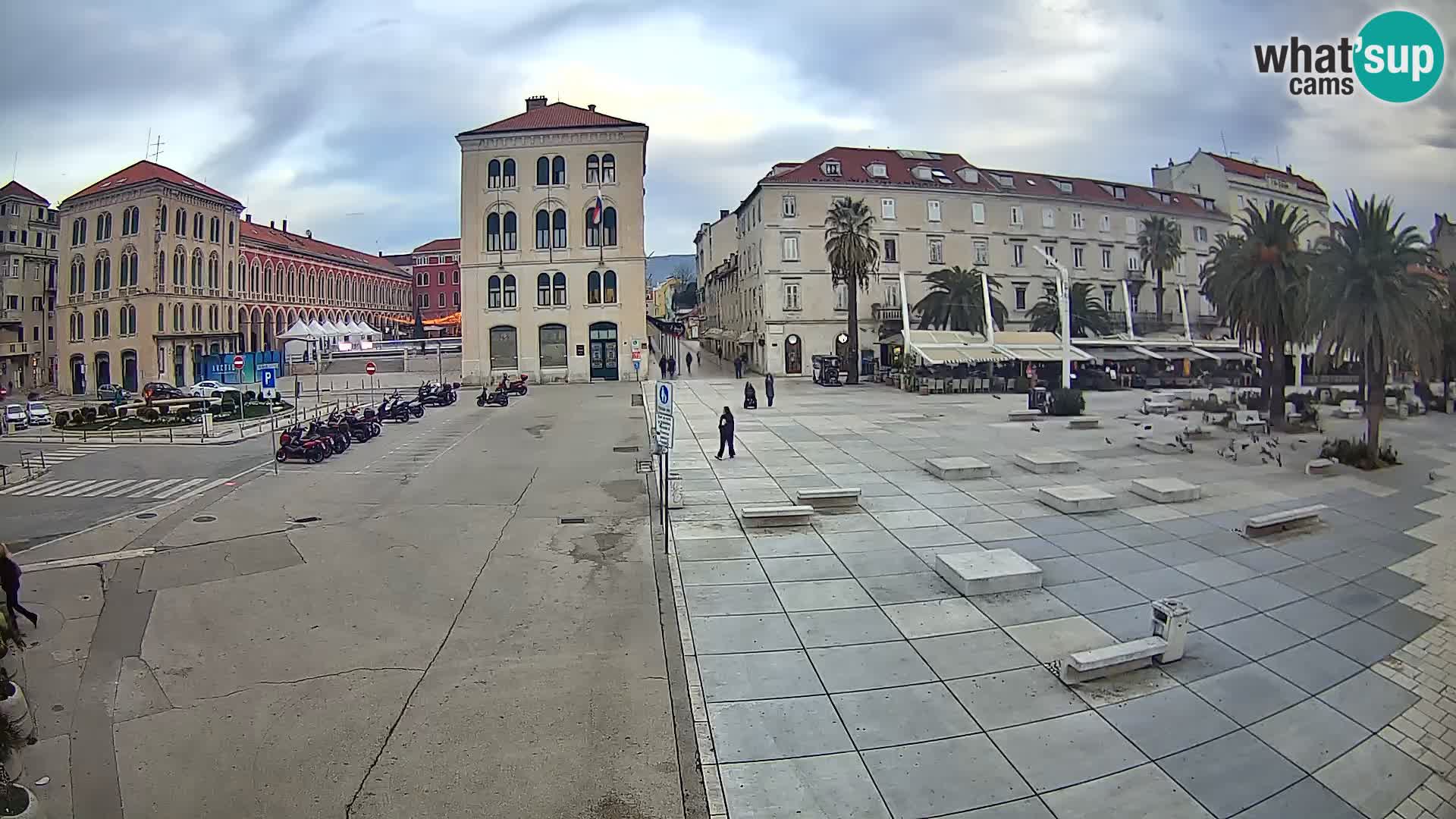 Webcam Split Riva – Prokurative | Trg Republike