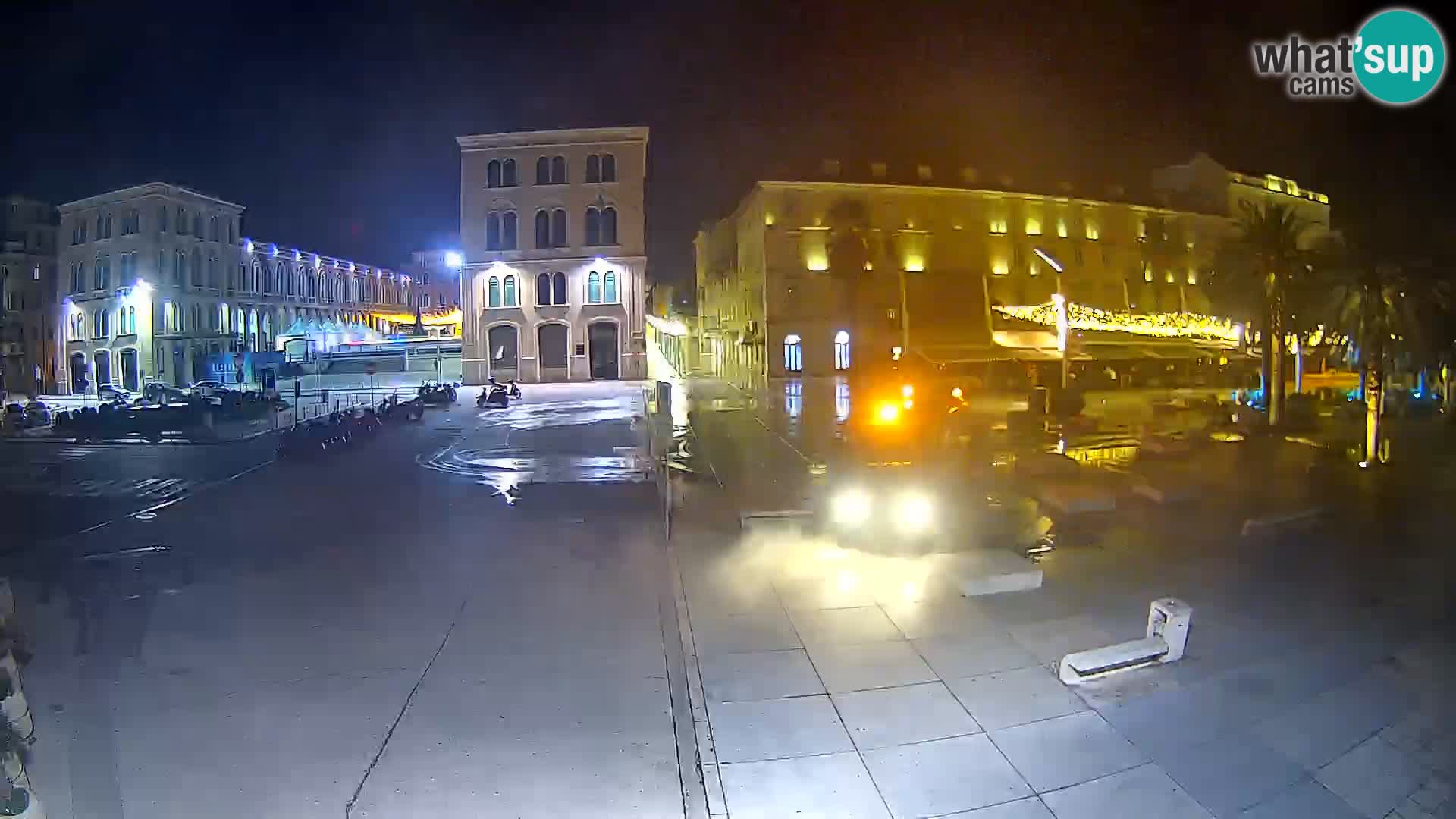 Webcam Split Riva – Prokurative | Trg Republike