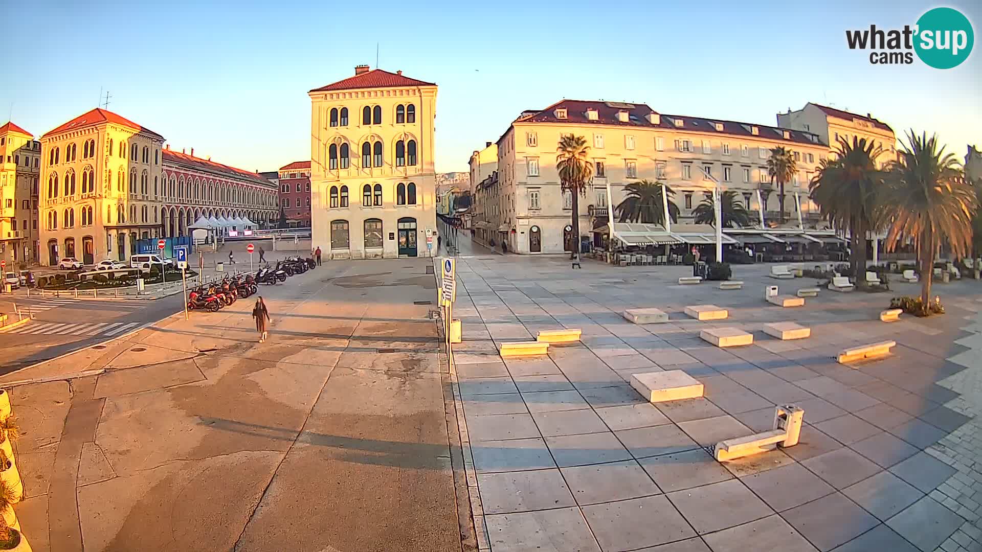 Webcam Split Riva – Prokurative | Trg Republike