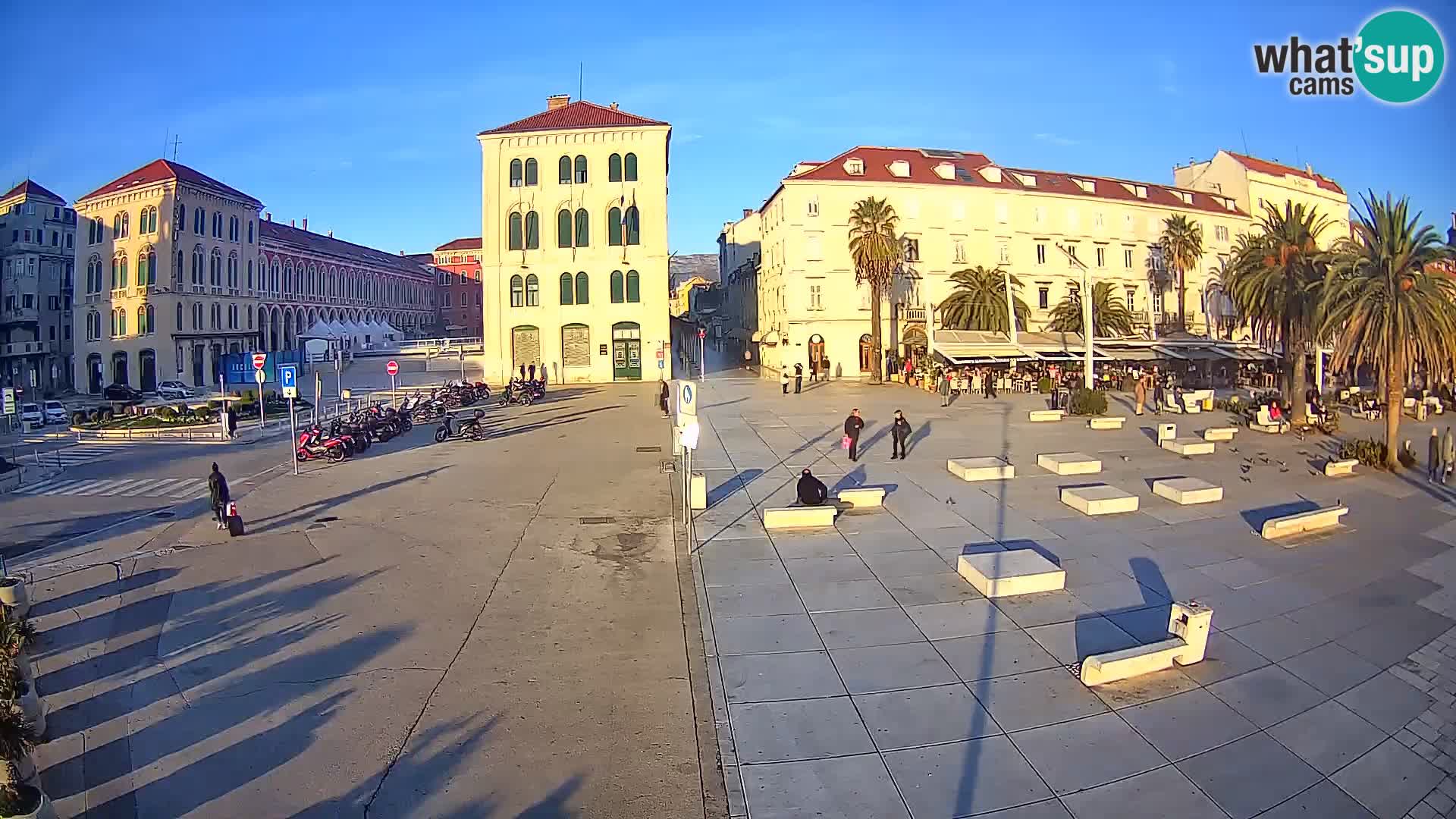 Webcam Split Riva – Prokurative | Trg Republike