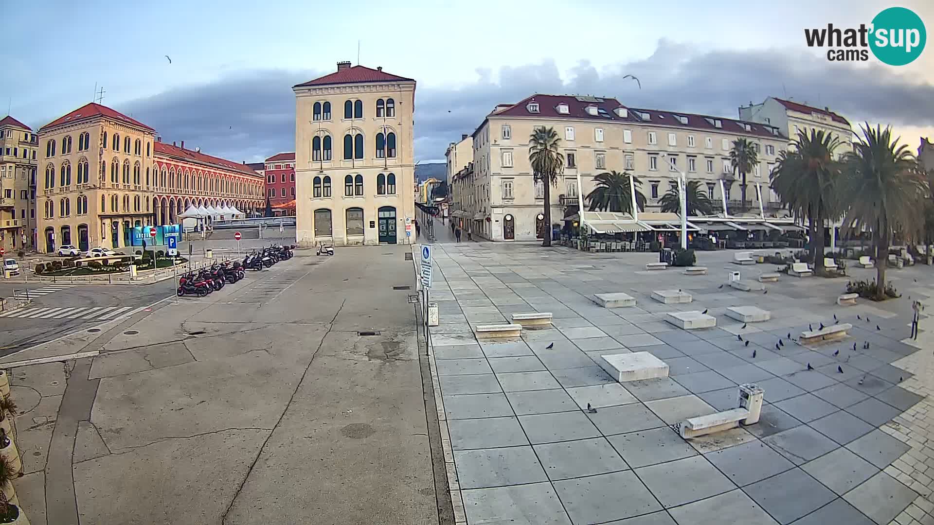 Split kamera Riva – Prokurative | Trg Republike