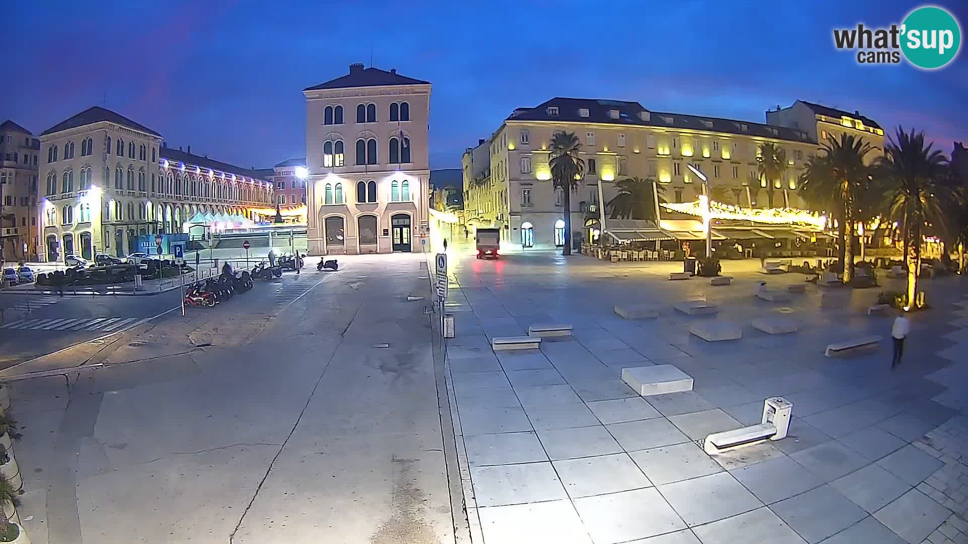 Webcam Split Riva – Prokurative | Trg Republike