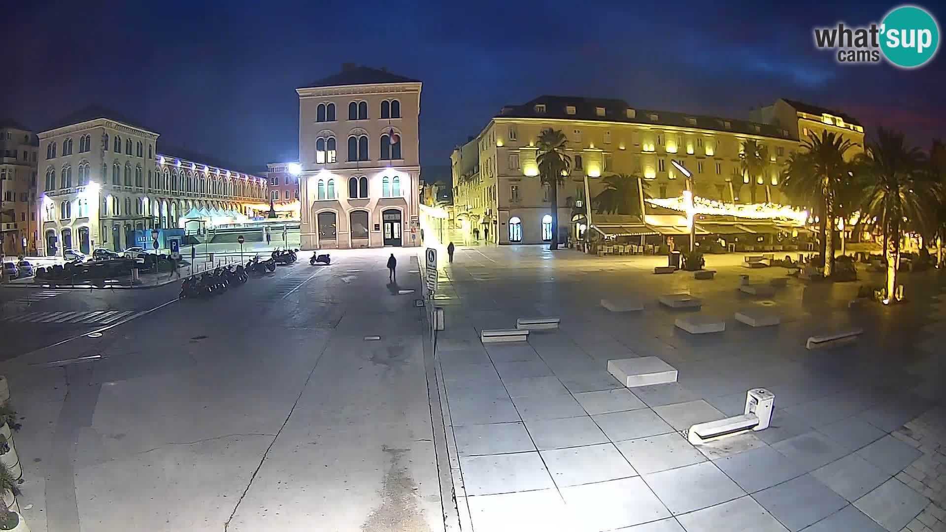 Webcam Split Riva – Prokurative | Trg Republike