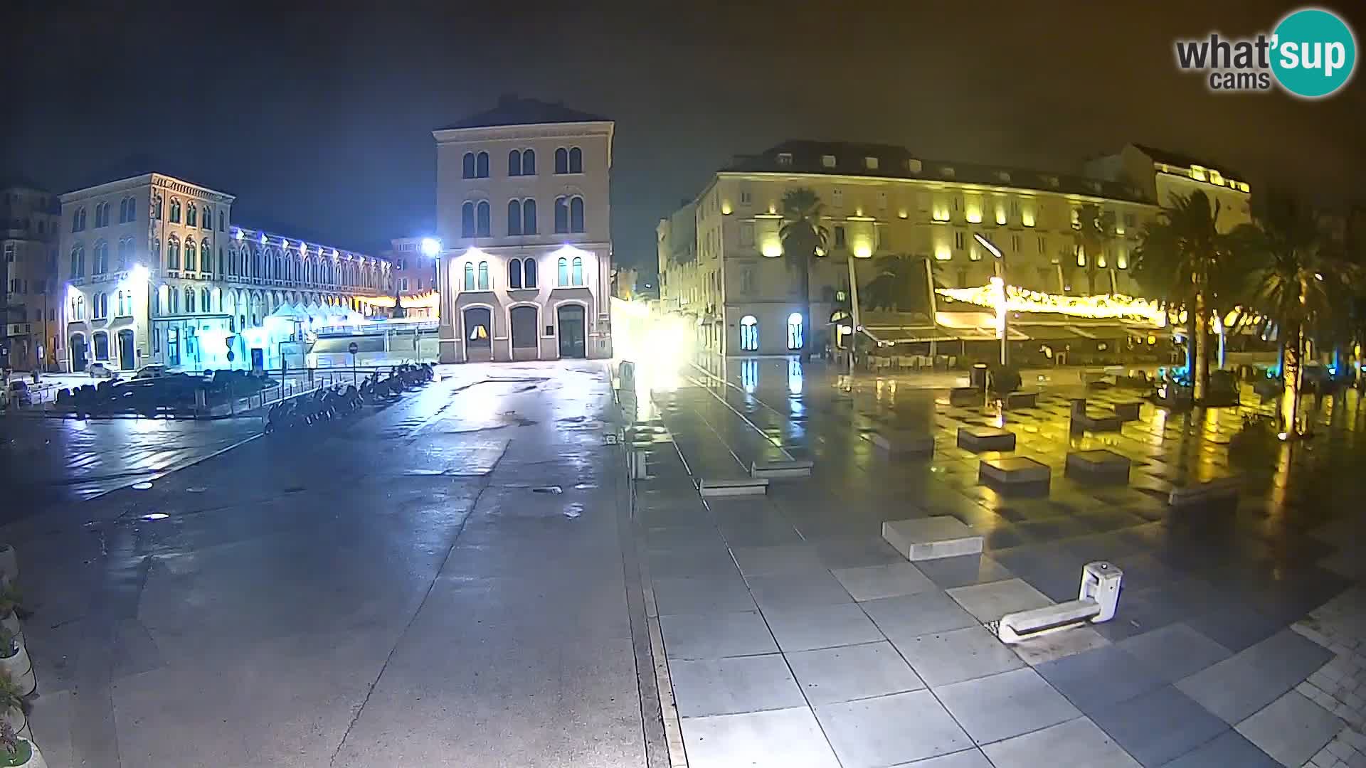 Webcam Split Riva – Prokurative | Trg Republike