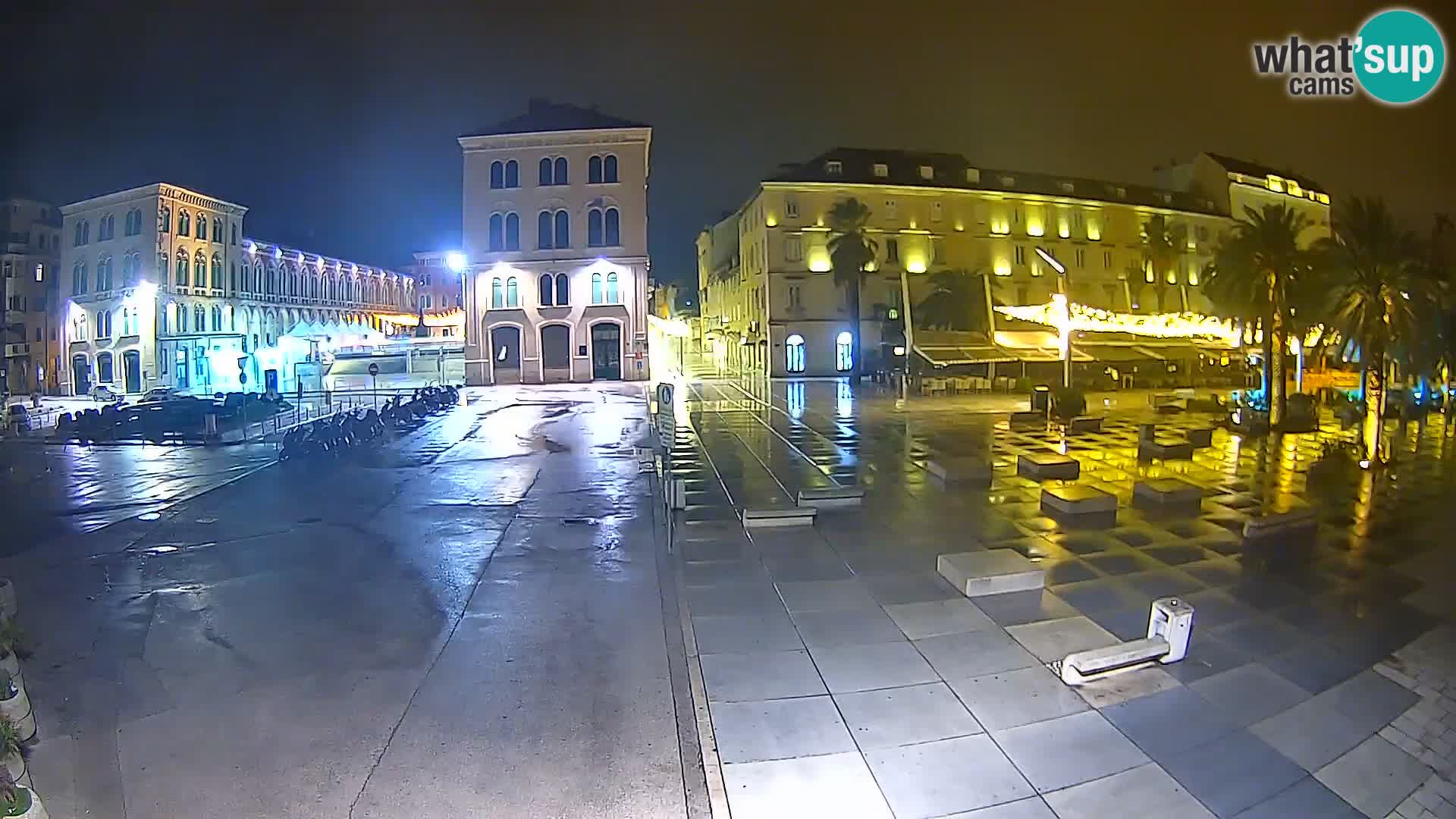 Webcam Split Riva – Prokurative | Trg Republike