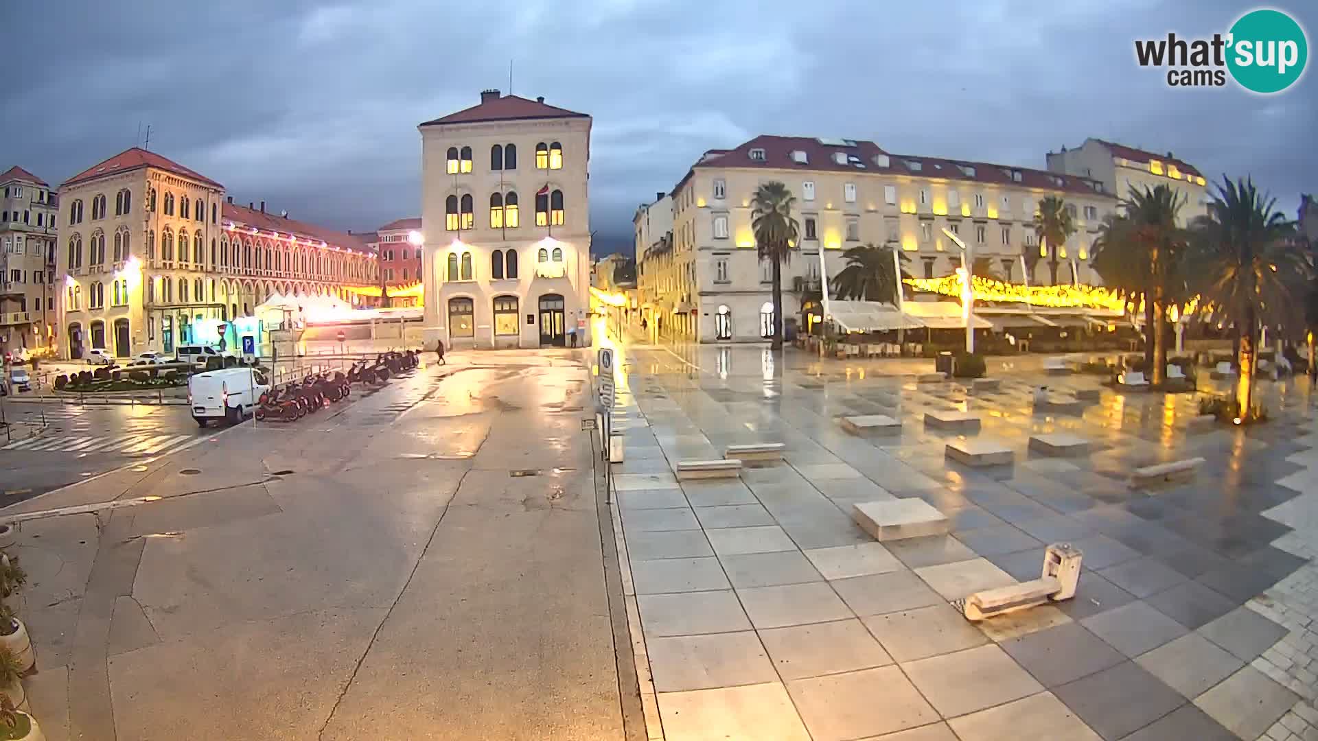 Split kamera Riva – Prokurative | Trg Republike