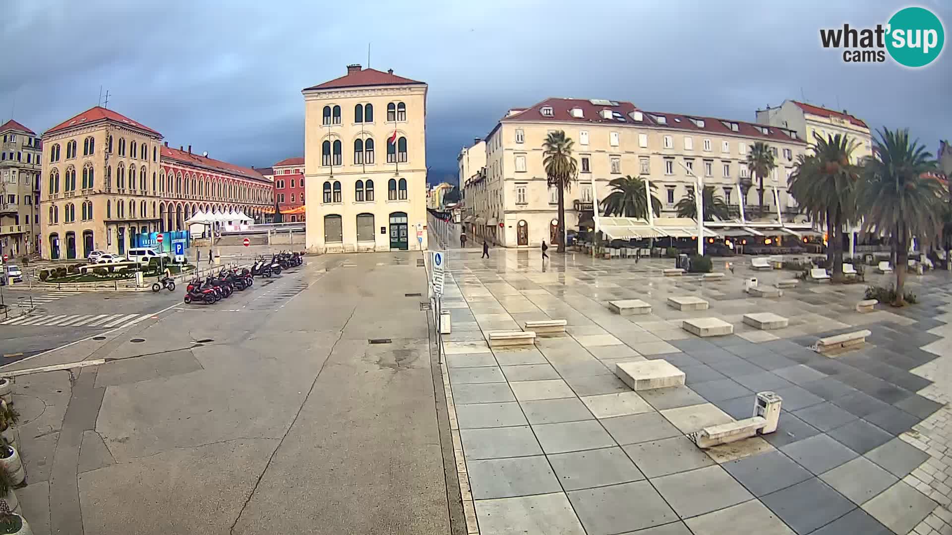 Webcam Split Riva – Prokurative | Trg Republike