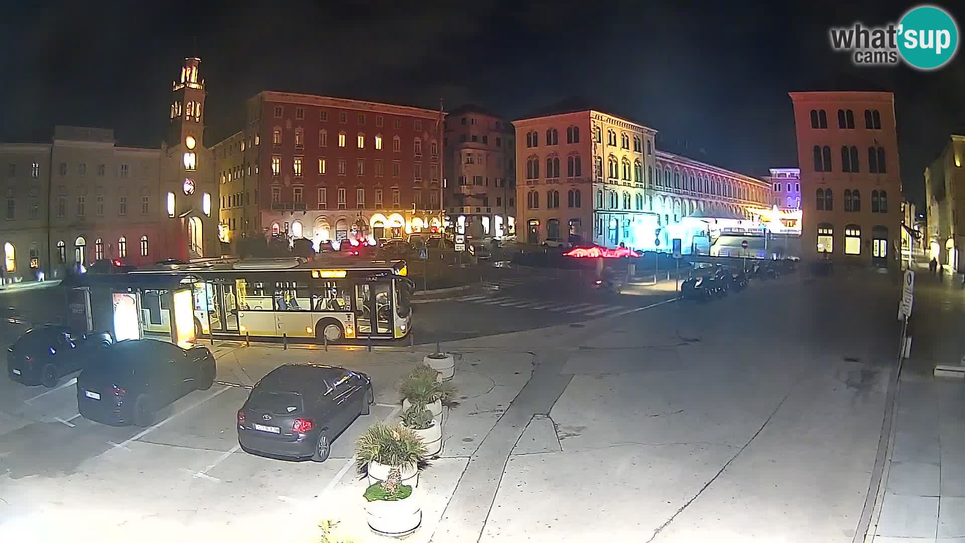 Webcam Split Riva – Prokurative | Trg Republike