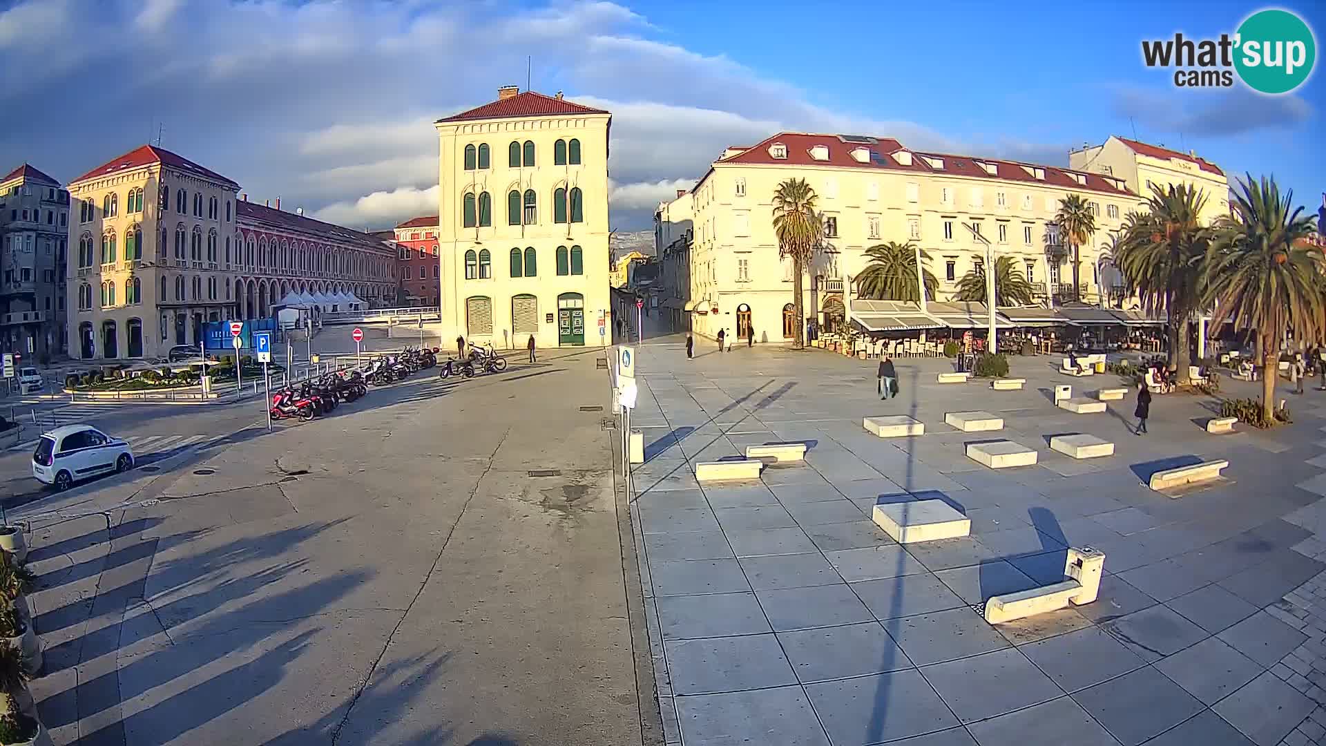 Webcam Split Riva – Prokurative | Trg Republike
