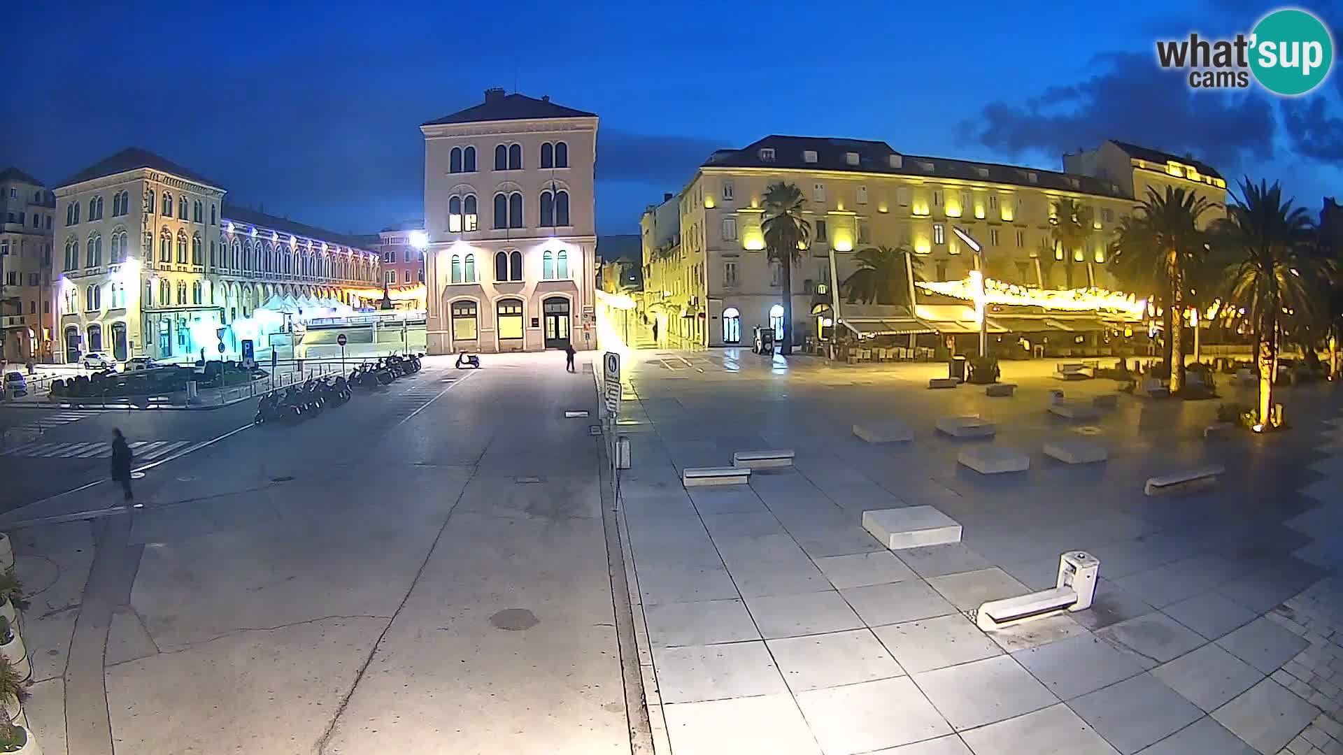 Webcam Split Riva – Prokurative | Trg Republike