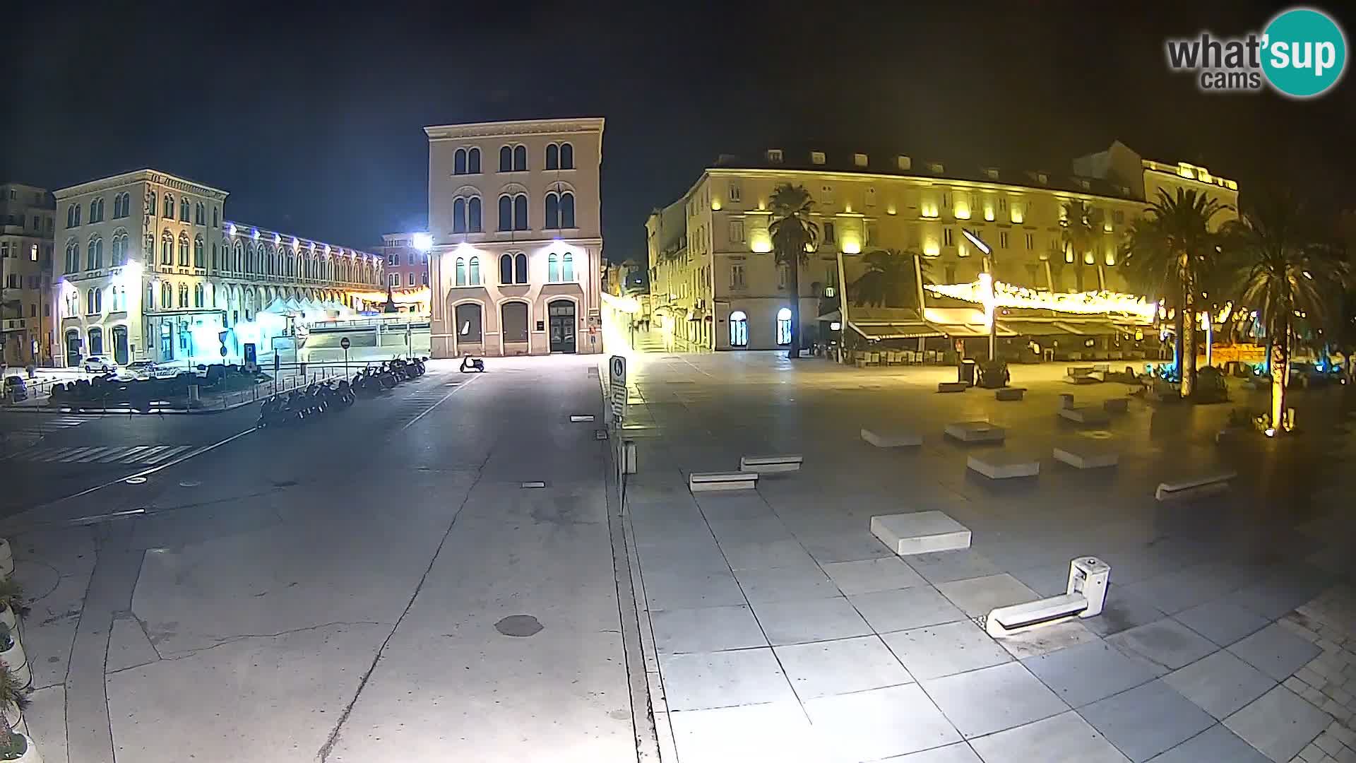 Webcam Split Riva – Prokurative | Trg Republike