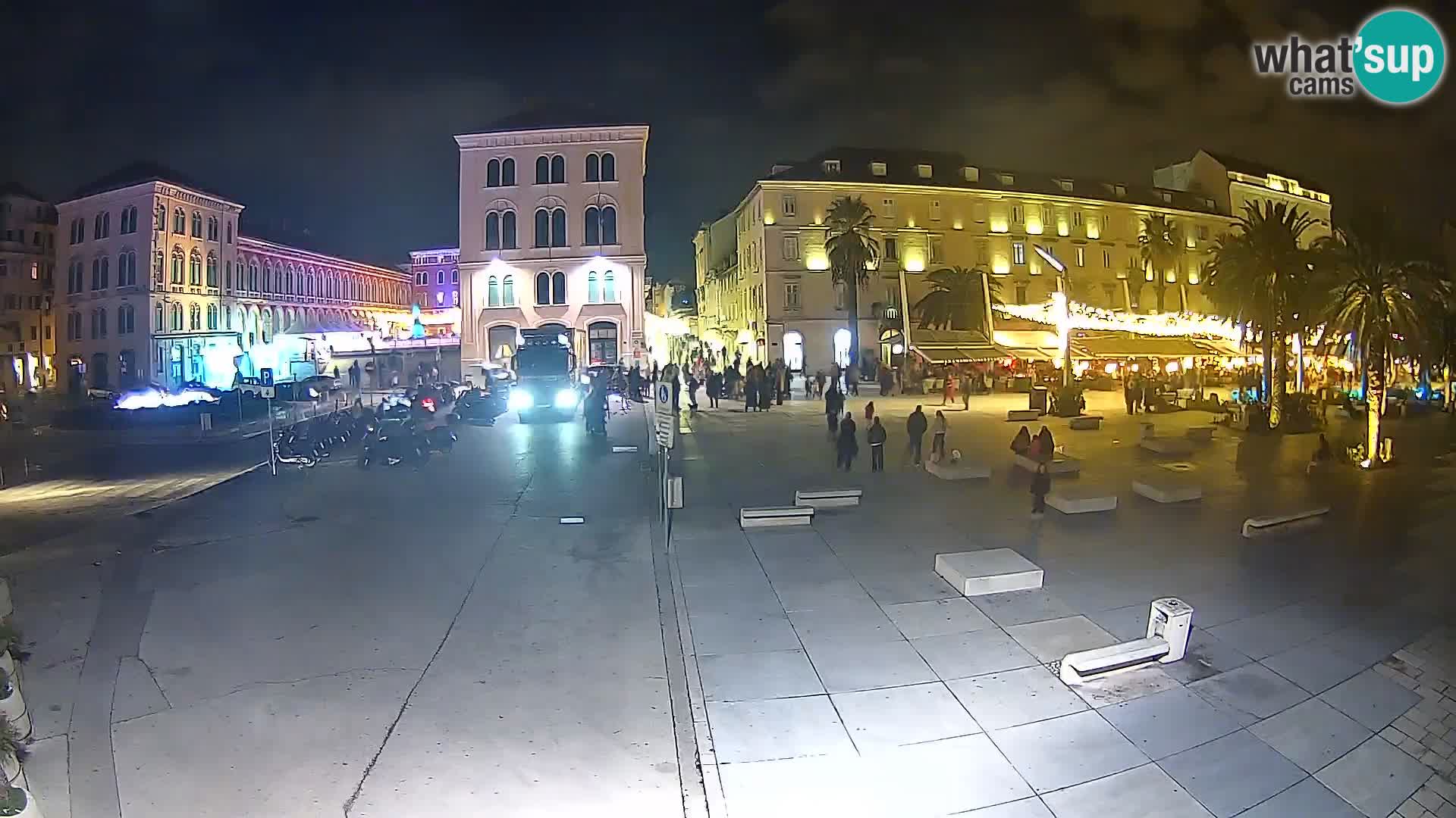 Webcam Split Riva – Prokurative | Trg Republike