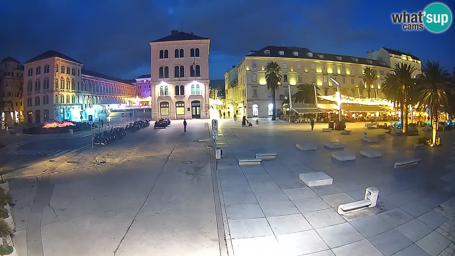Webcam Split Riva – Prokurative | Trg Republike