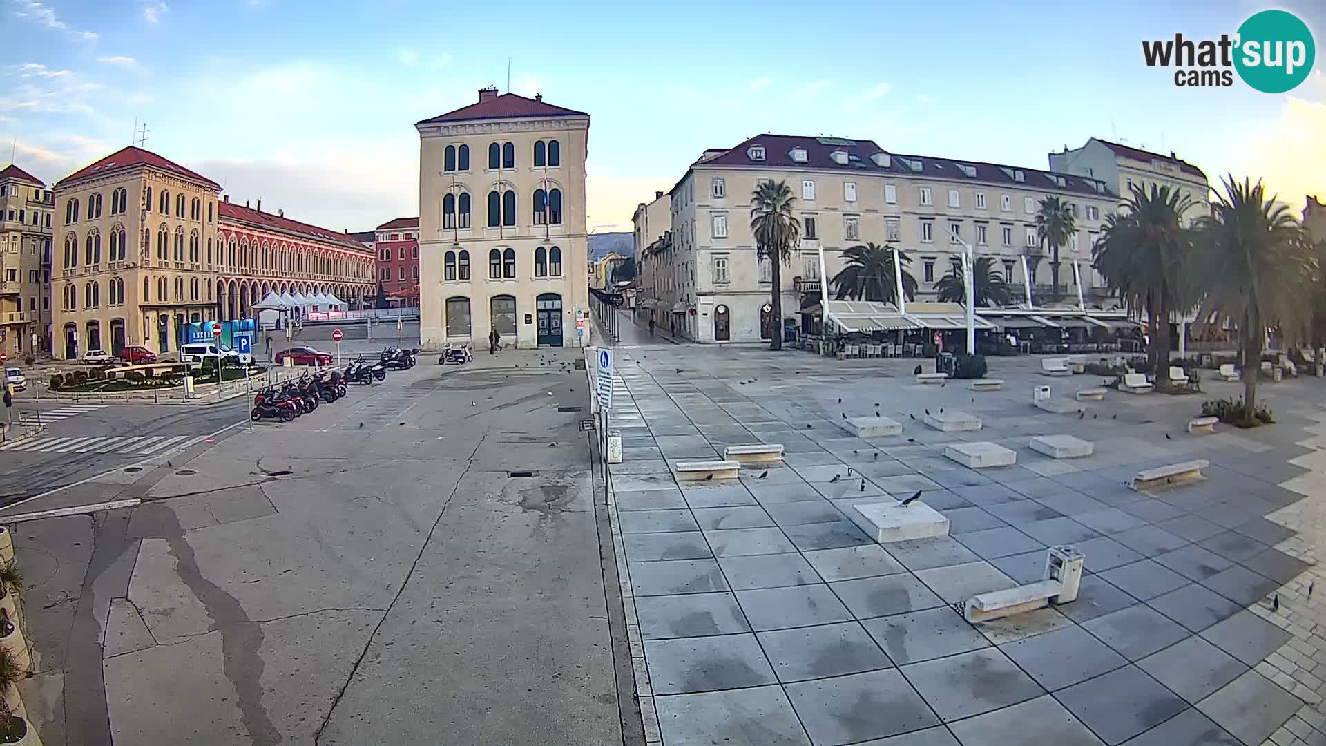 Webcam Split Riva – Prokurative | Trg Republike