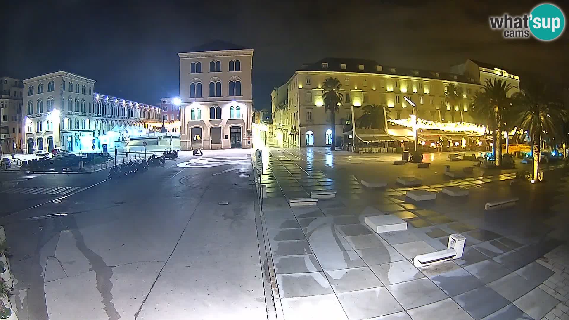 Webcam Split Riva – Prokurative | Trg Republike