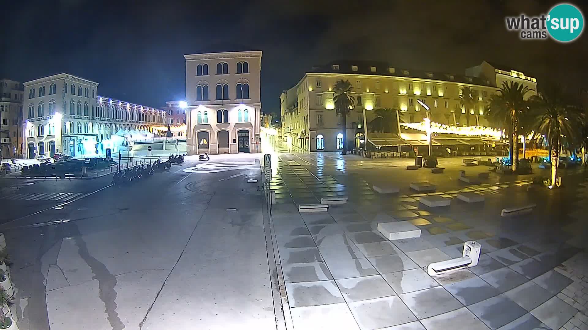 Webcam Split Riva – Prokurative | Trg Republike