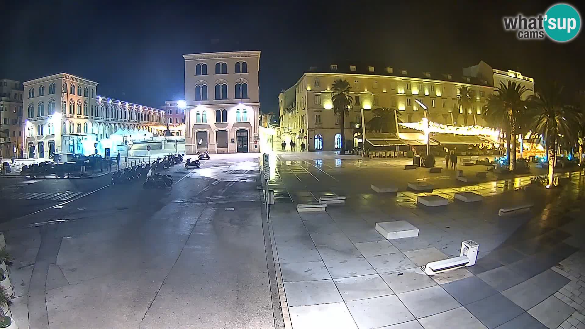 Webcam Split Riva – Prokurative | Trg Republike