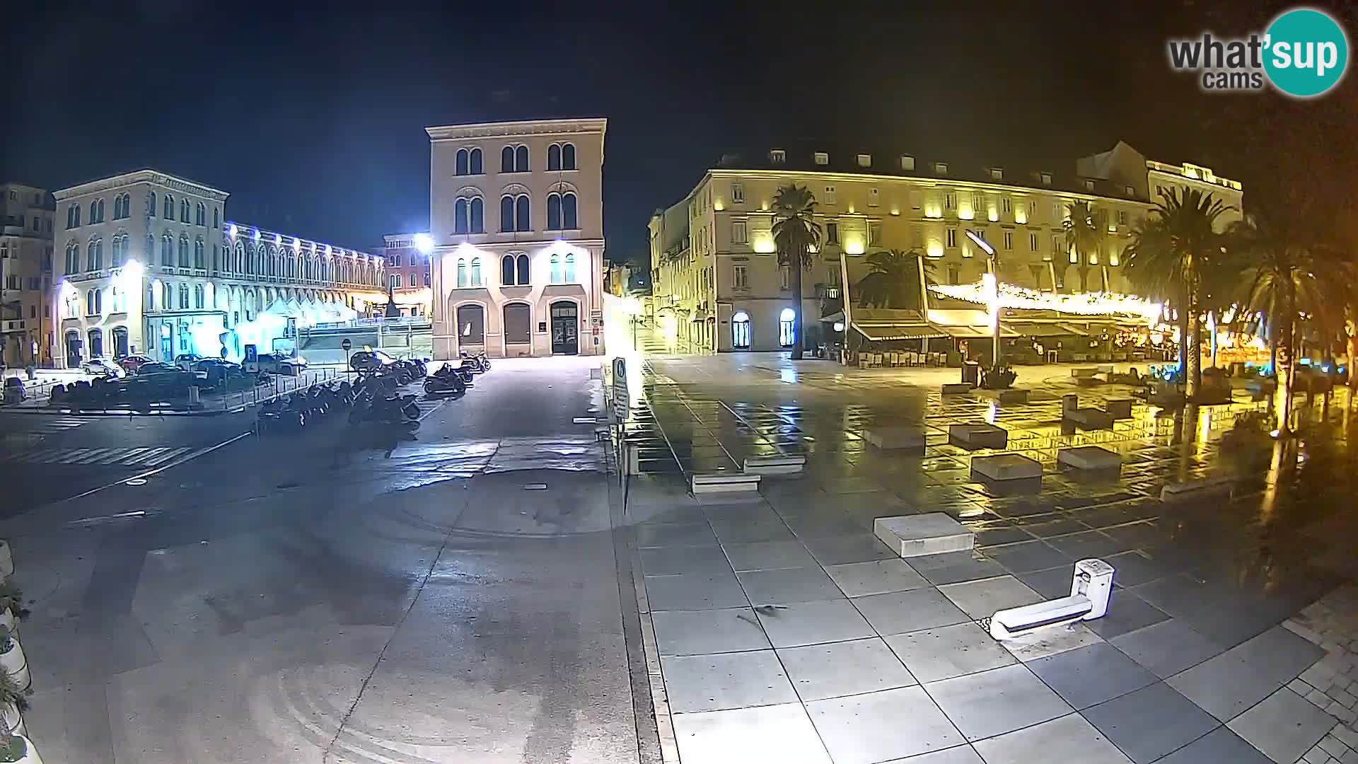 Webcam Split Riva – Prokurative | Trg Republike