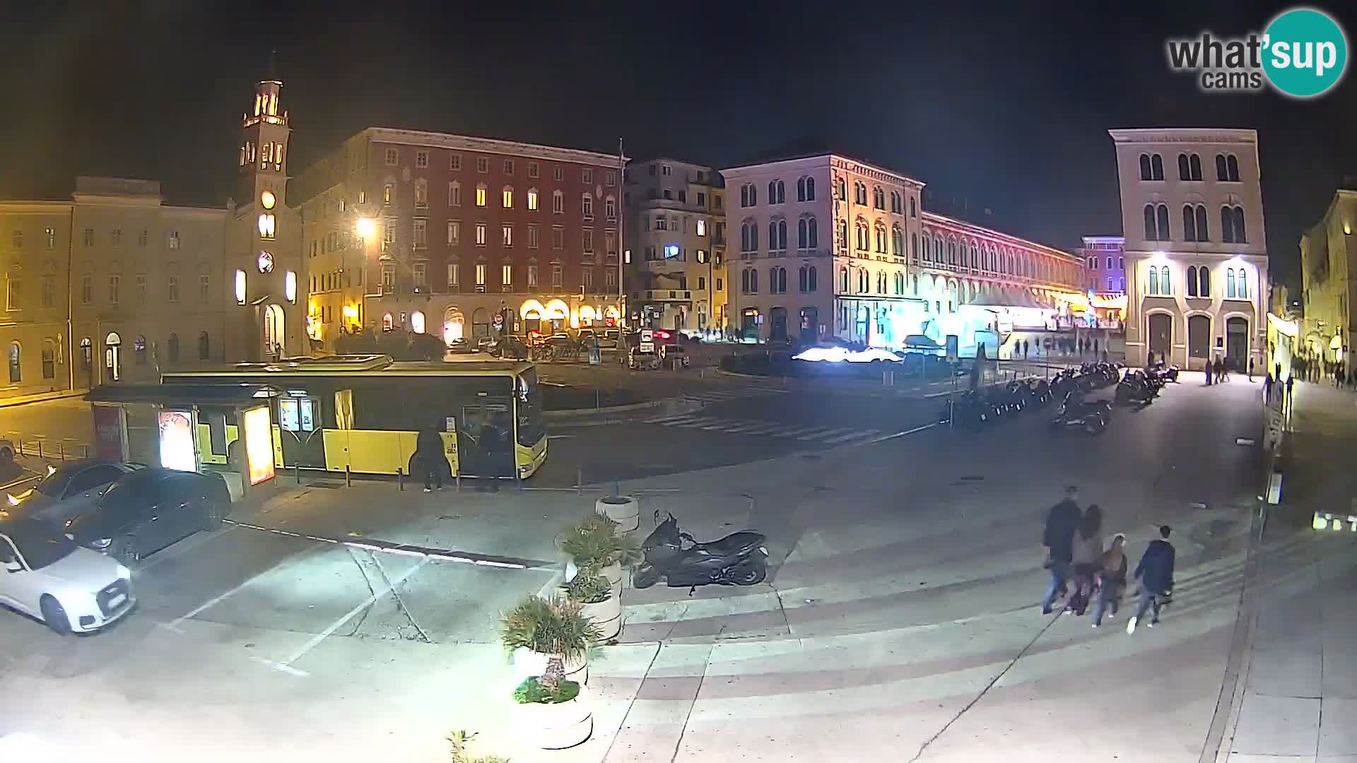Webcam Split Riva – Prokurative | Trg Republike
