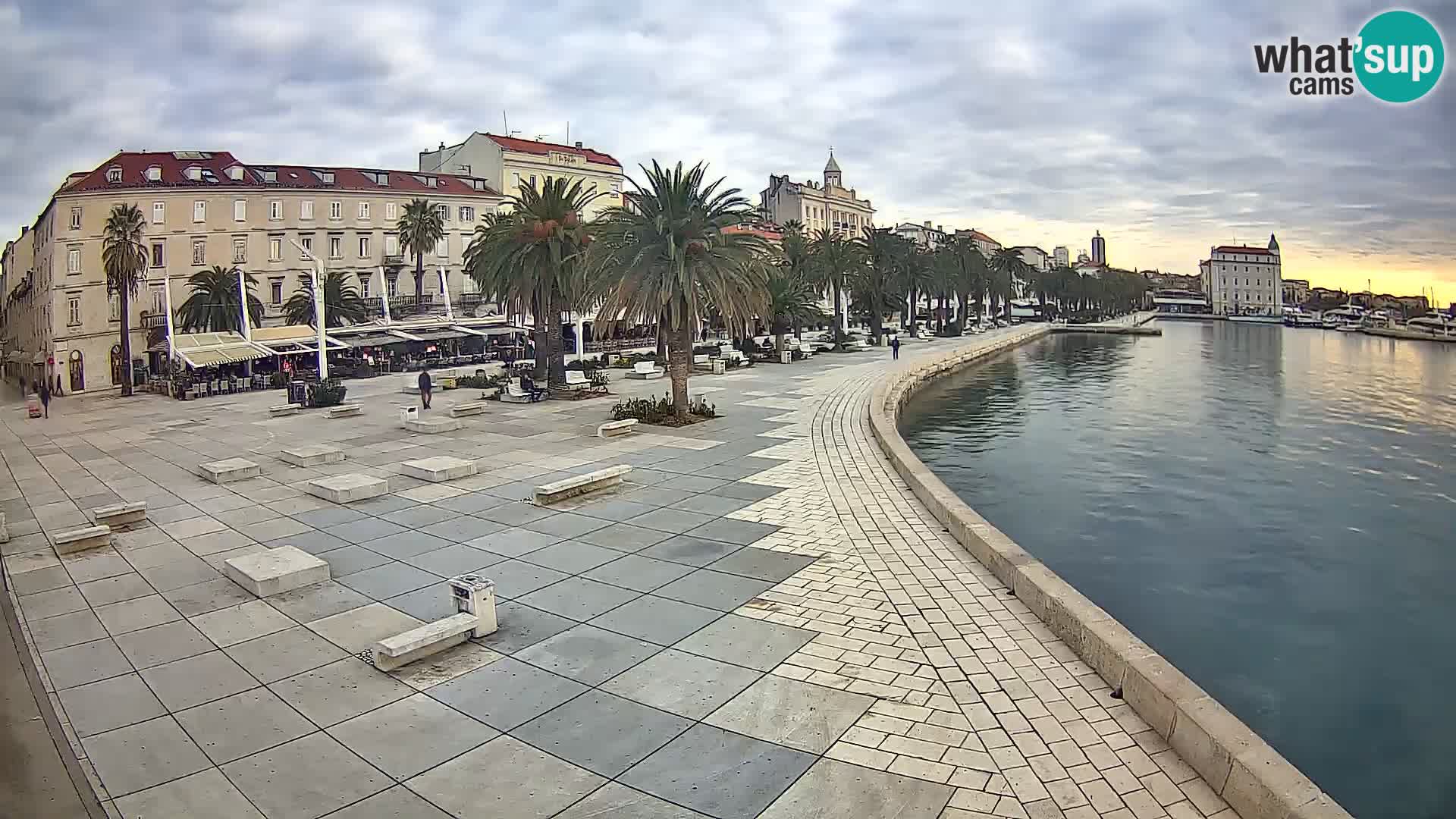 Webcam Split Riva – Prokurative | Trg Republike