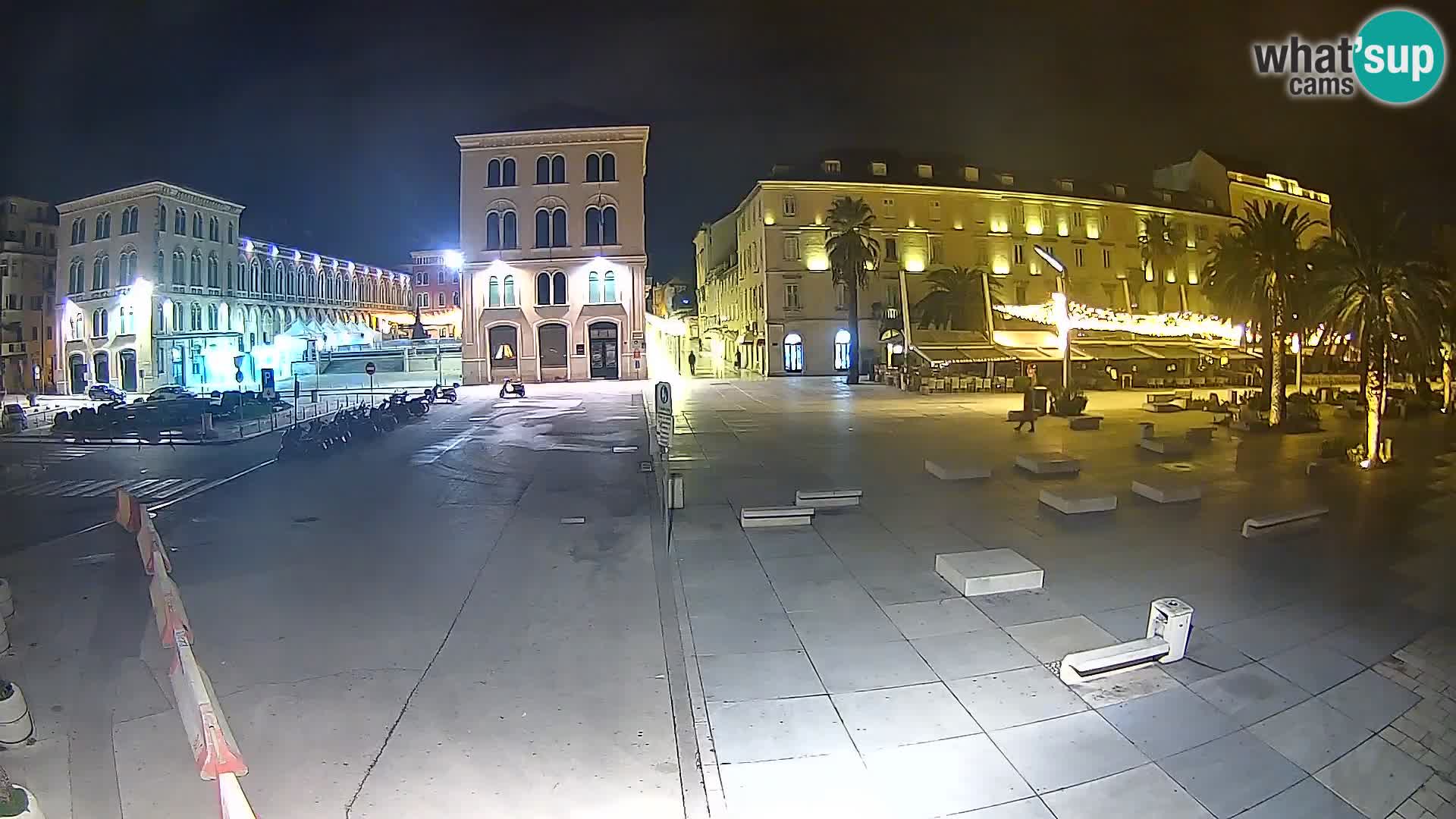 Webcam Split Riva – Prokurative | Trg Republike