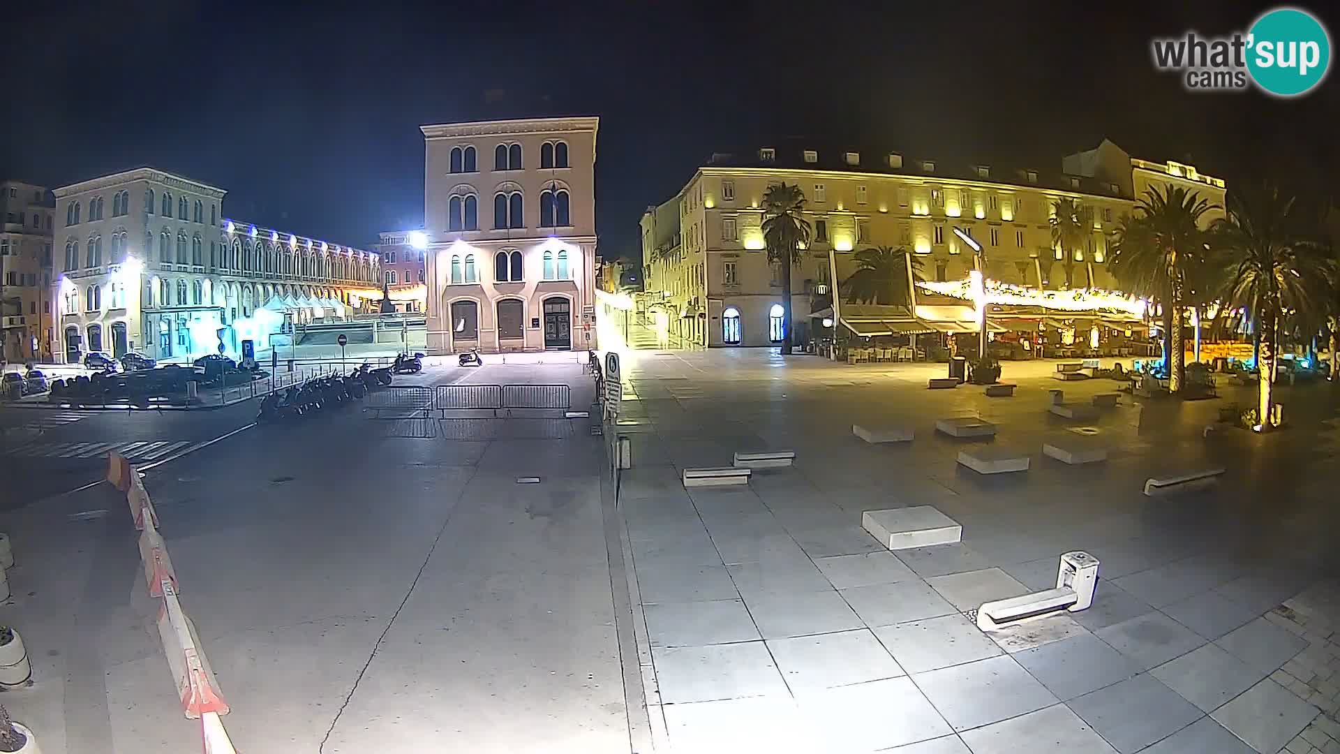 Webcam Split Riva – Prokurative | Trg Republike