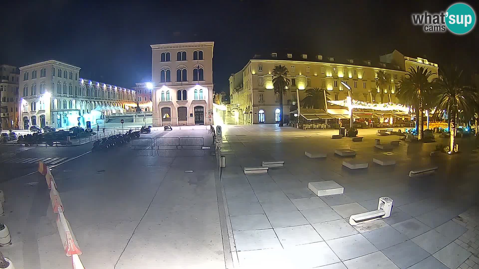 Webcam Split Riva – Prokurative | Trg Republike