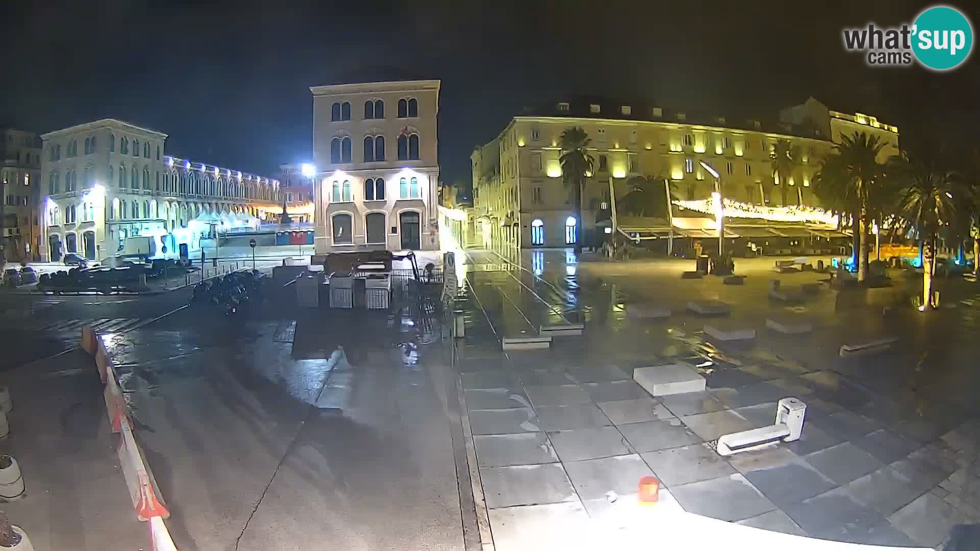 Webcam Split Riva – Prokurative | Trg Republike