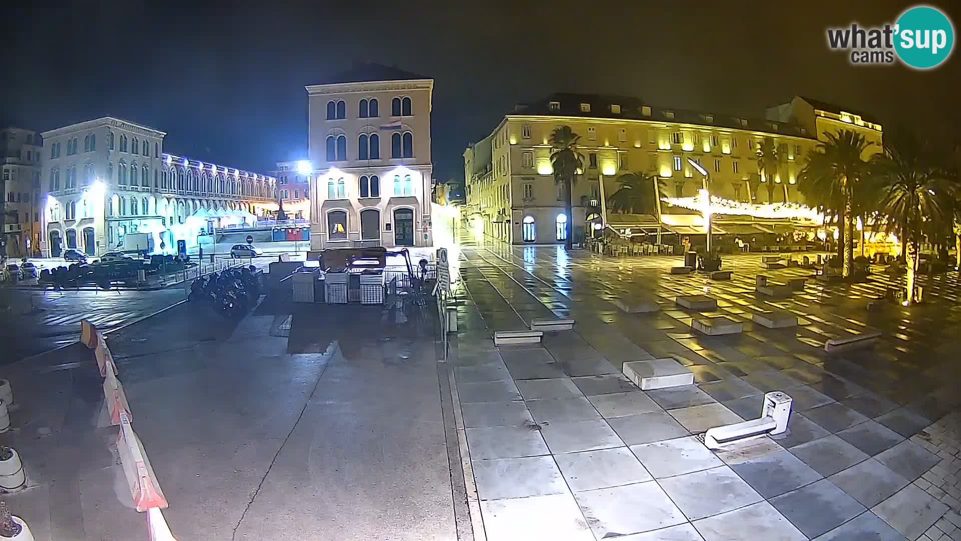 Webcam Split Riva – Prokurative | Trg Republike
