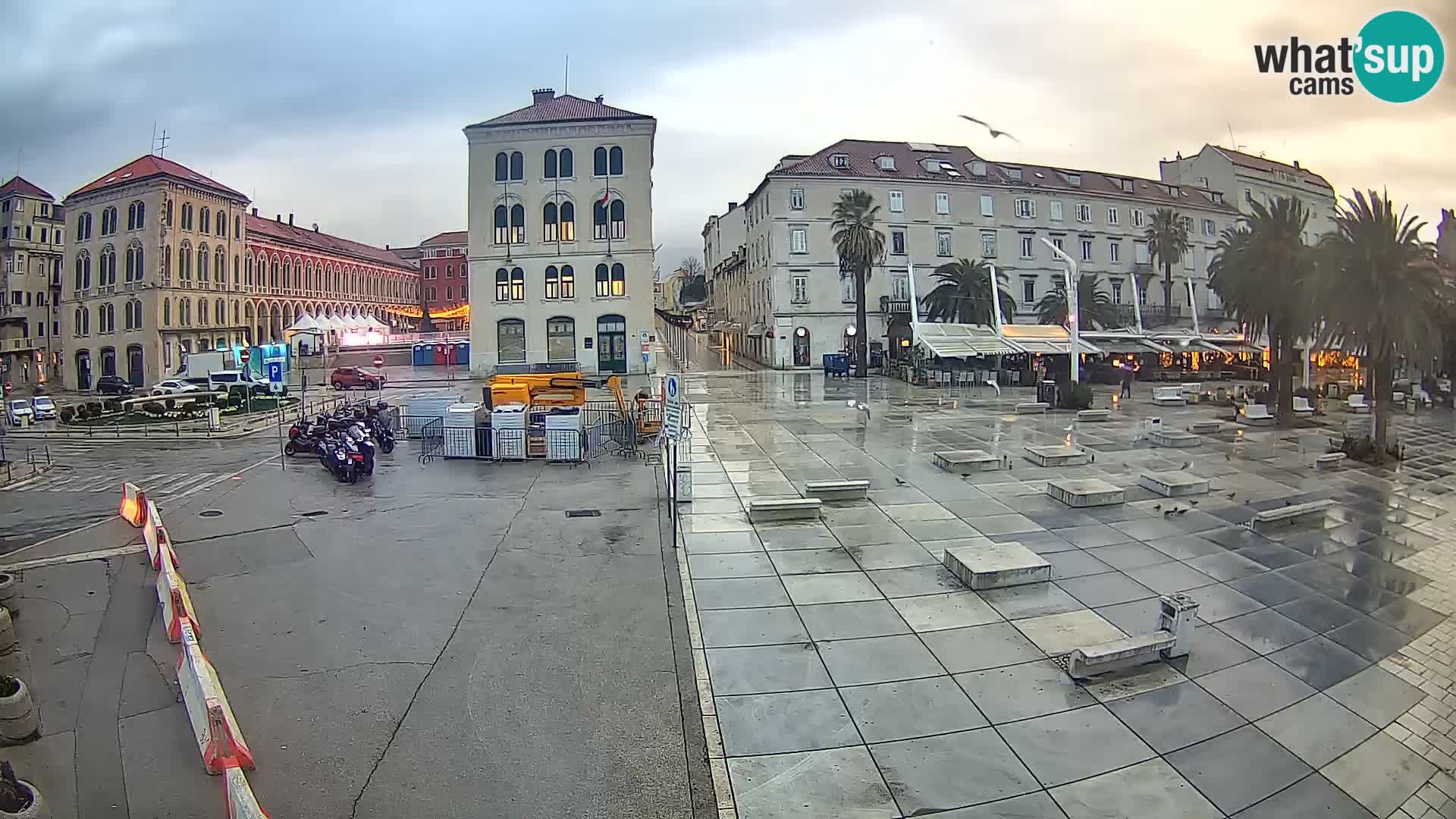 Webcam Split Riva – Prokurative | Trg Republike