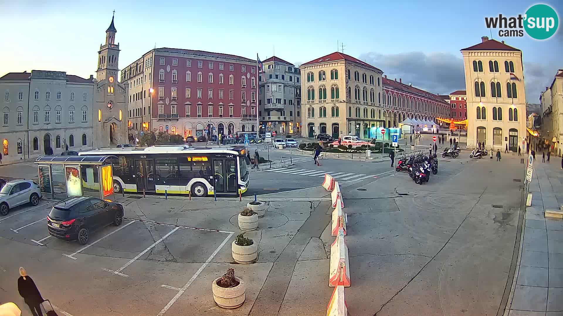Webcam Spalato Riva – Prokurative | Piazza della Republika