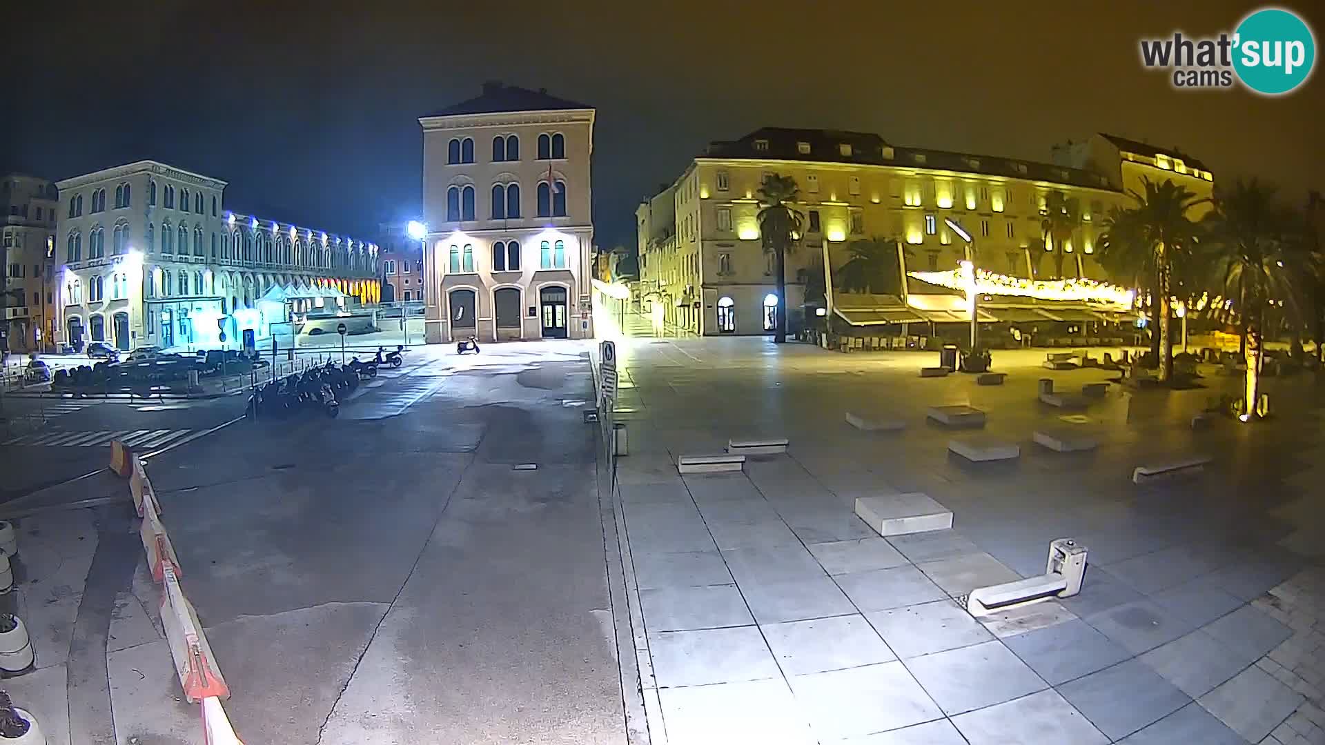 Webcam Split Riva – Prokurative | Trg Republike