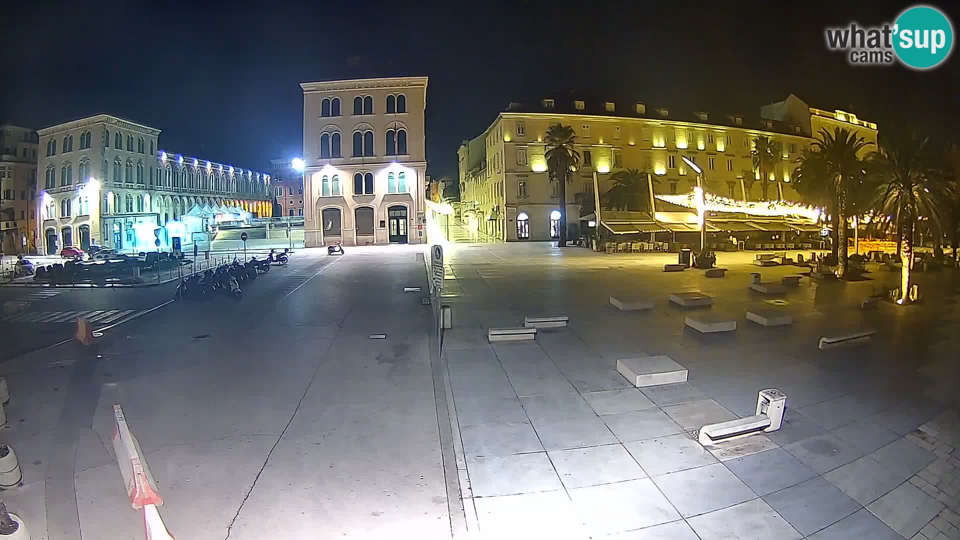 Webcam Split Riva – Prokurative | Trg Republike