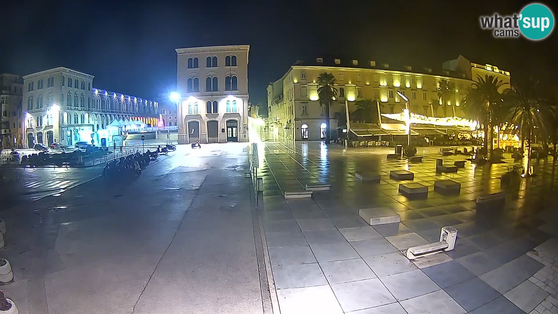 Webcam Split Riva – Prokurative | Trg Republike