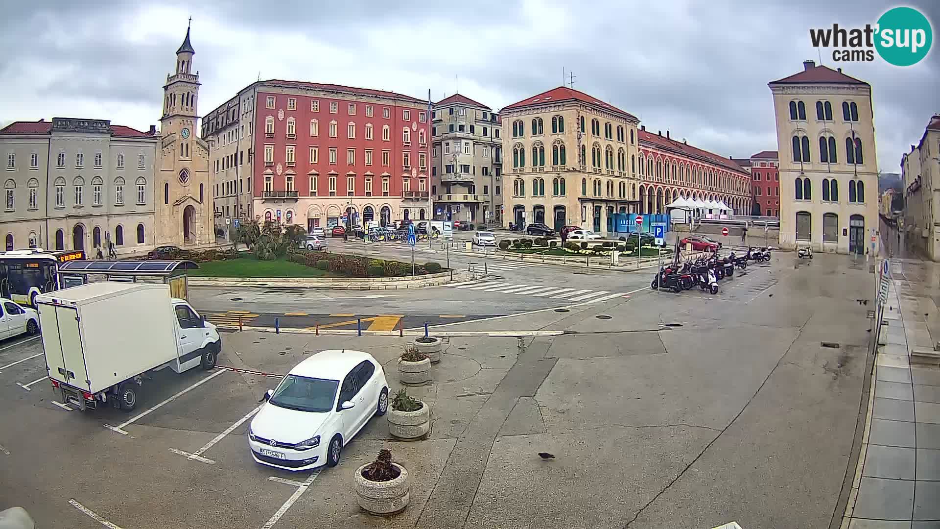 Webcam Split Riva – Prokurative | Trg Republike