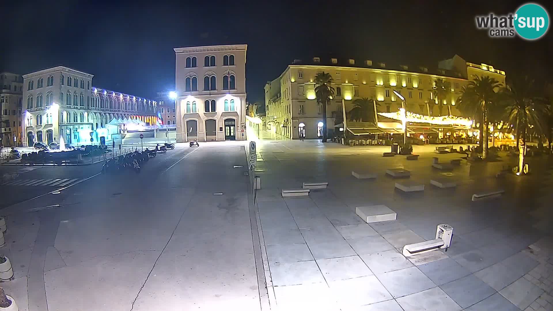 Webcam Split Riva – Prokurative | Trg Republike